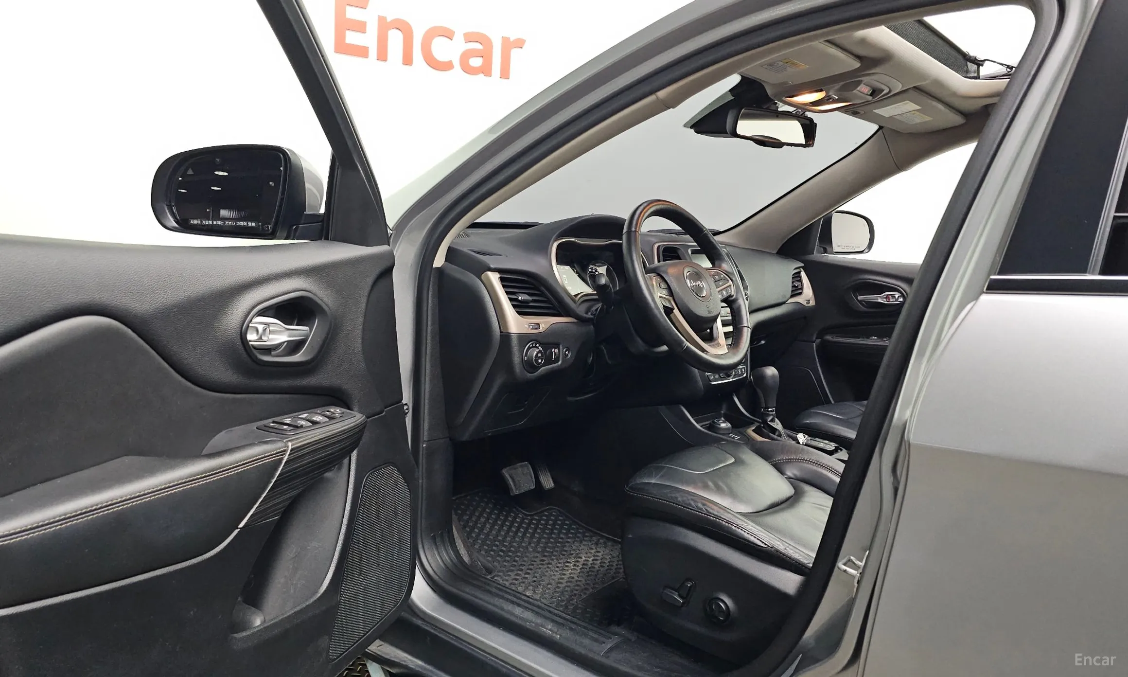 Jeep Cherokee (KL) превью 10
