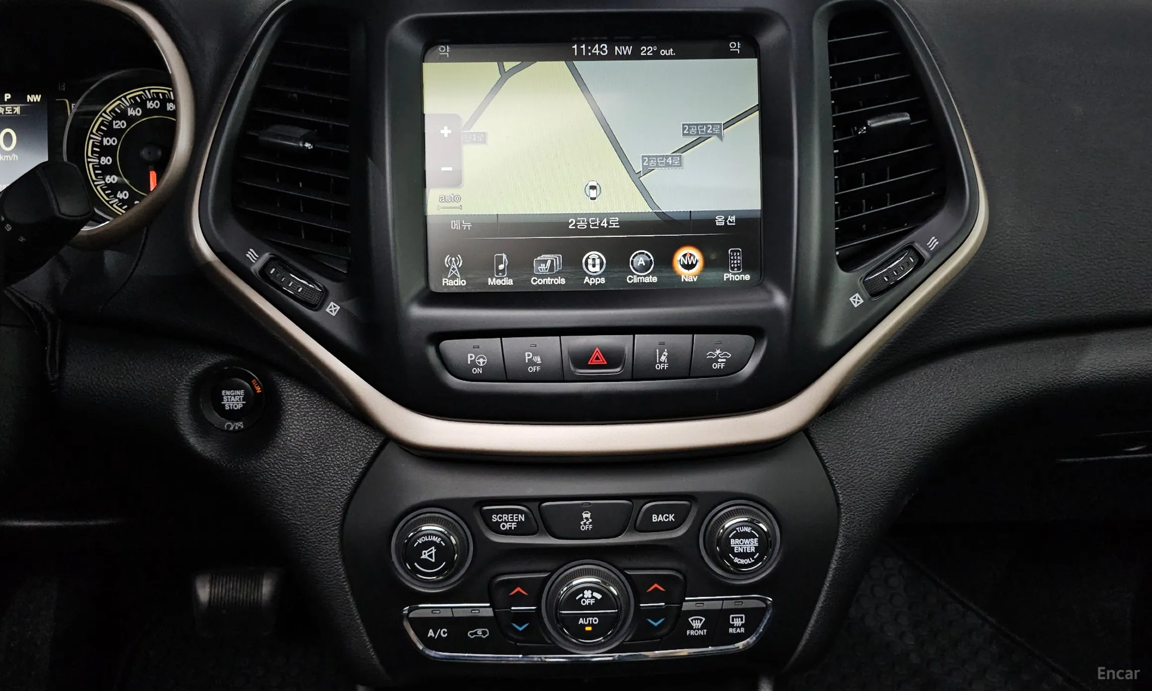 Jeep Cherokee (KL) превью 15
