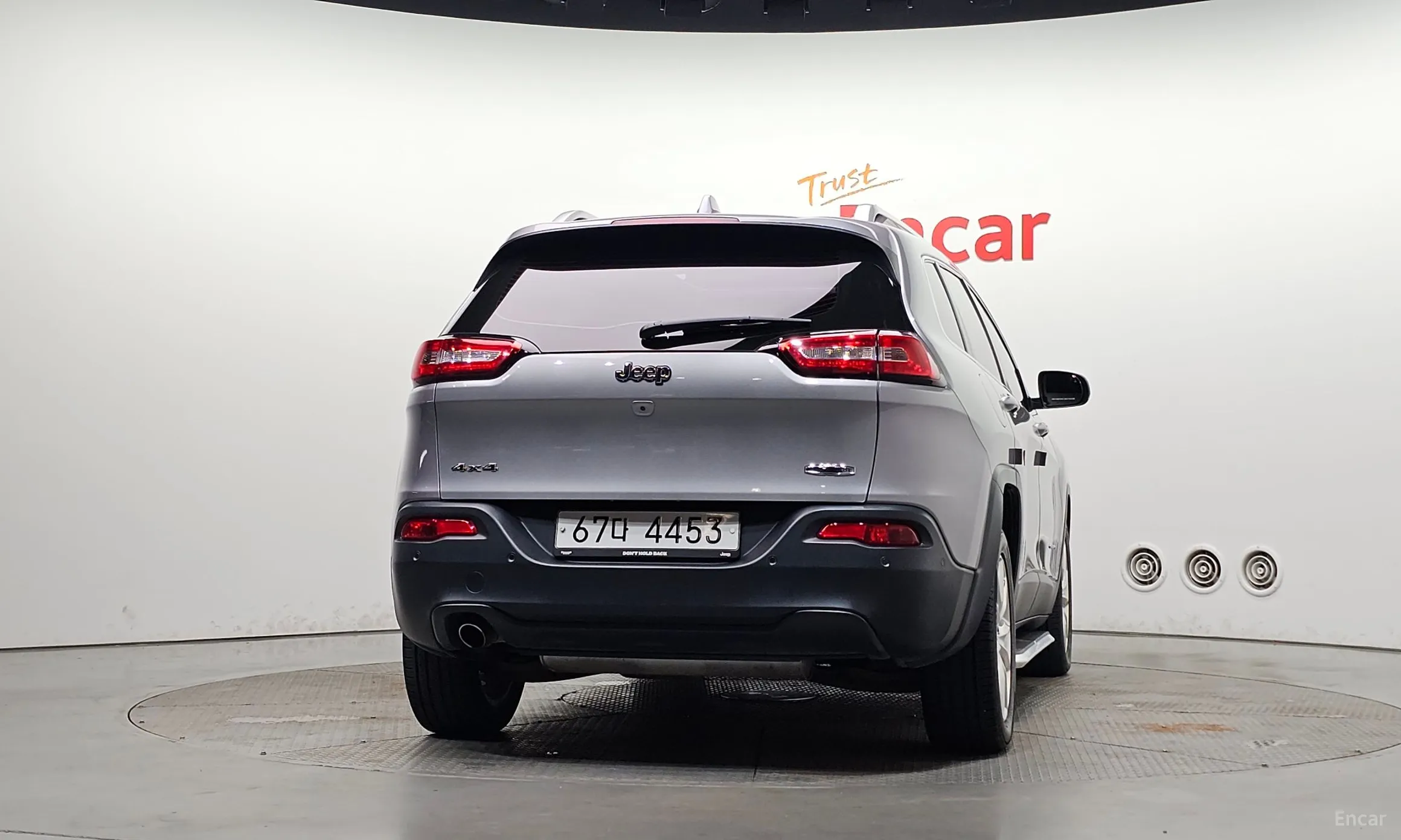 Jeep Cherokee (KL) превью 4