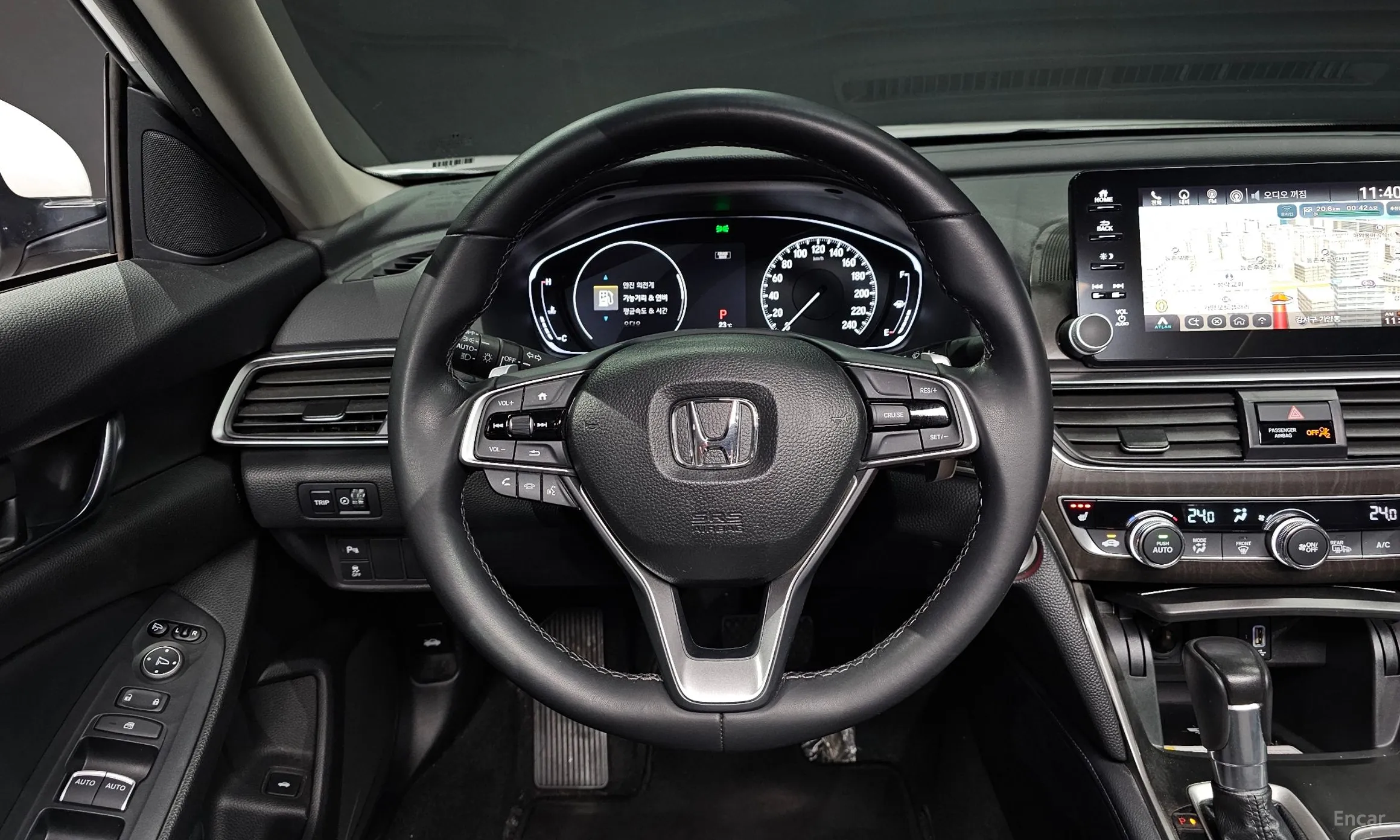 Honda Accord 10th Generation превью 13