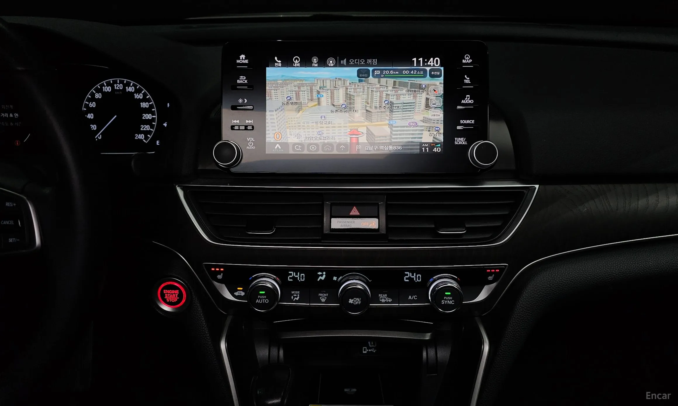 Honda Accord 10th Generation превью 14