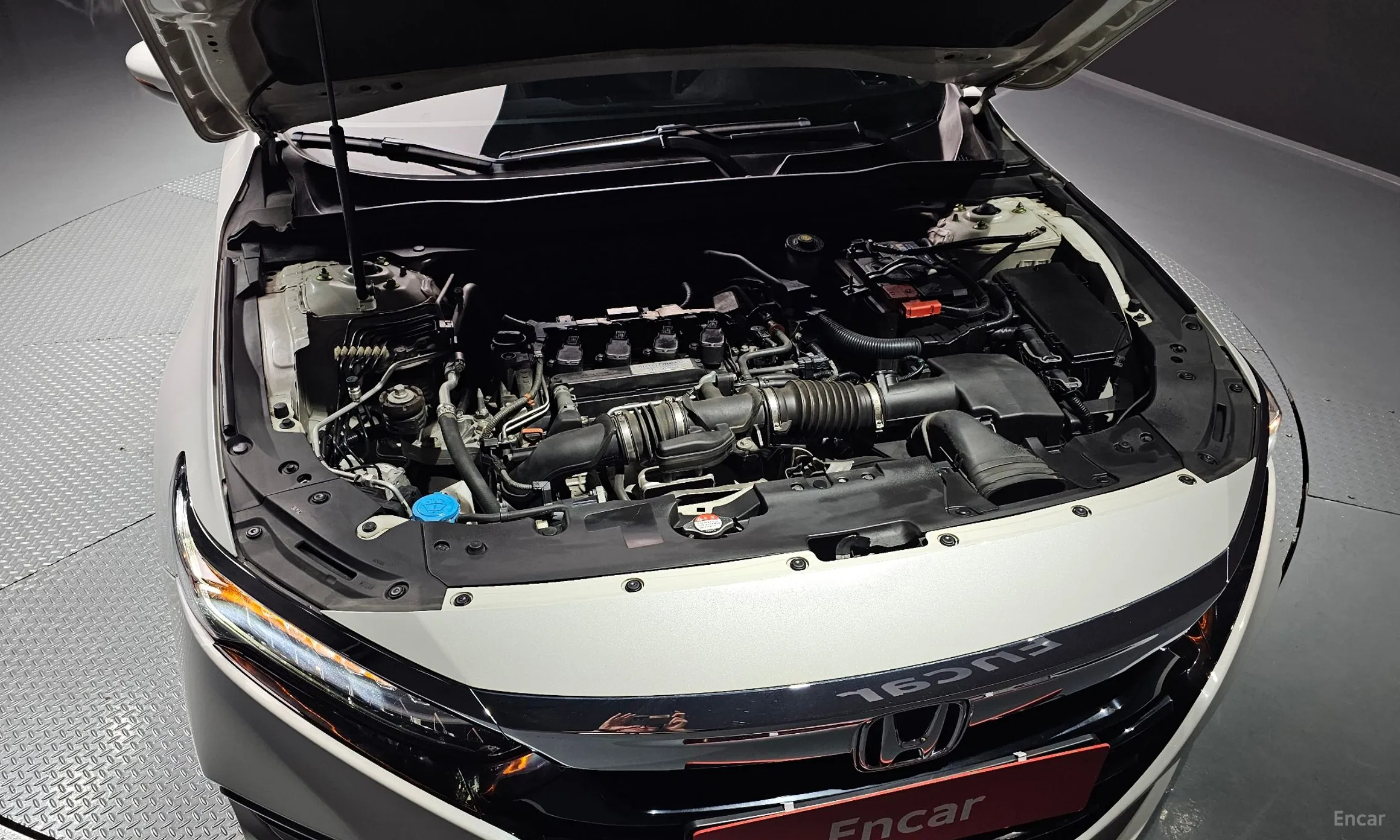 Honda Accord 10th Generation превью 6