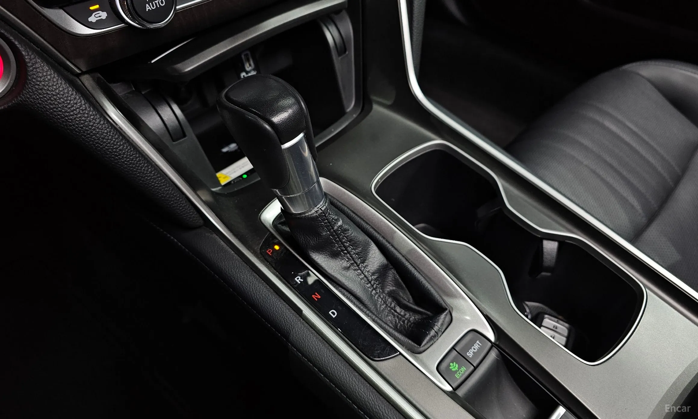 Honda Accord 10th Generation превью 9