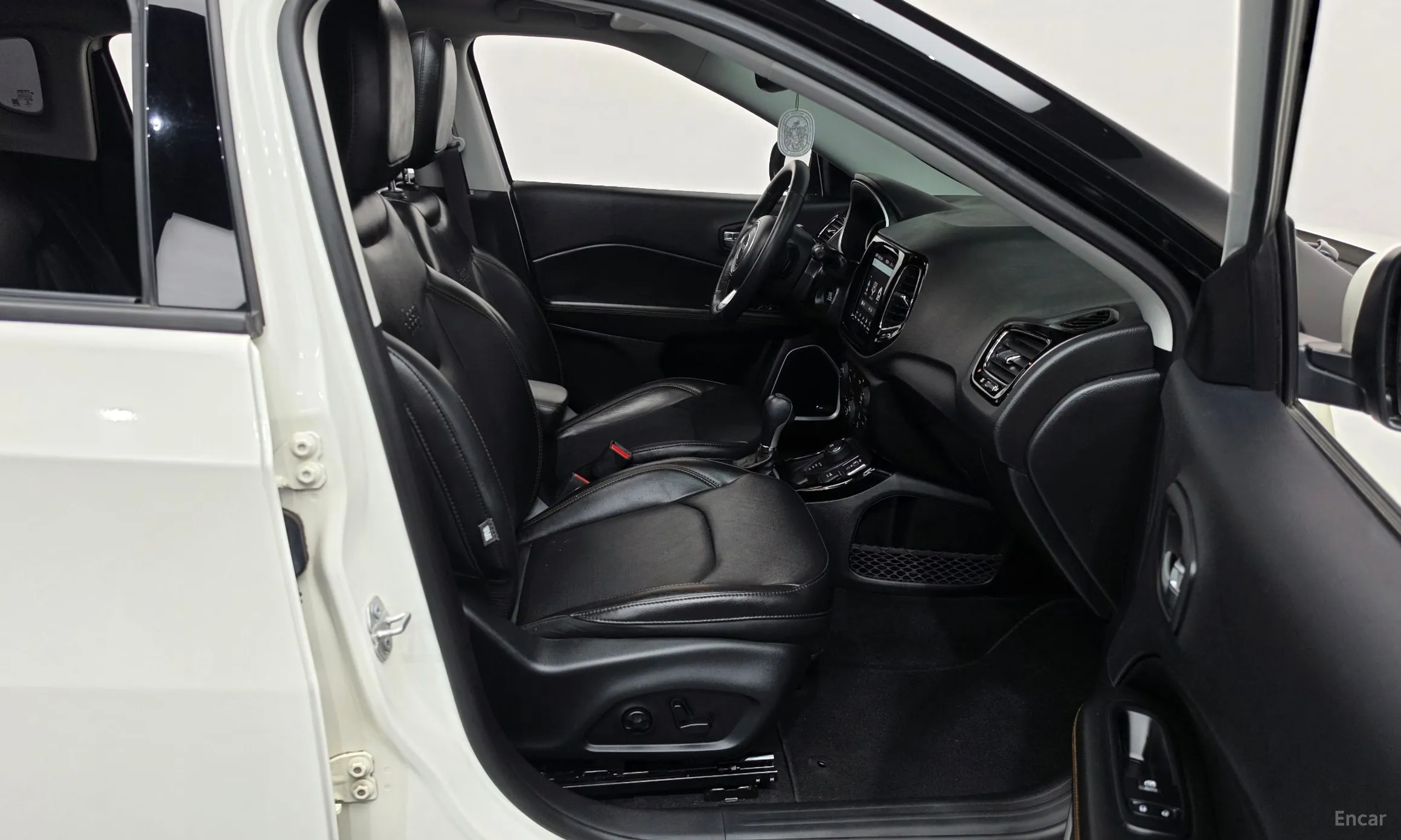 Jeep Compass 2nd Generation превью 11