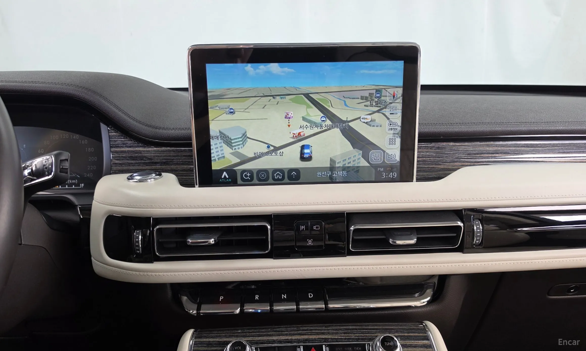 Lincoln Aviator 2nd Generation превью 14