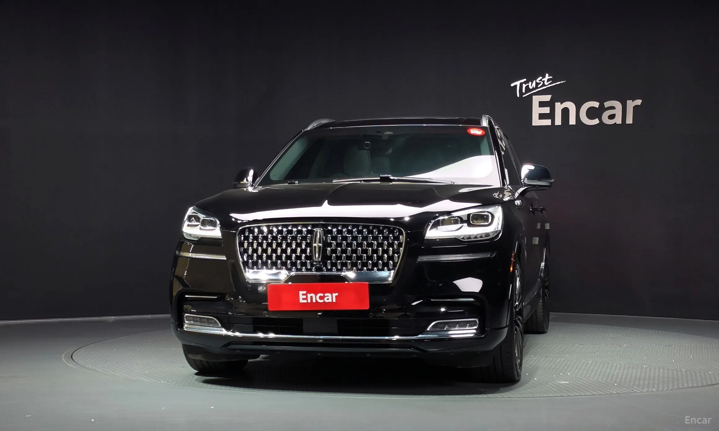 Lincoln Aviator 2nd Generation превью 3