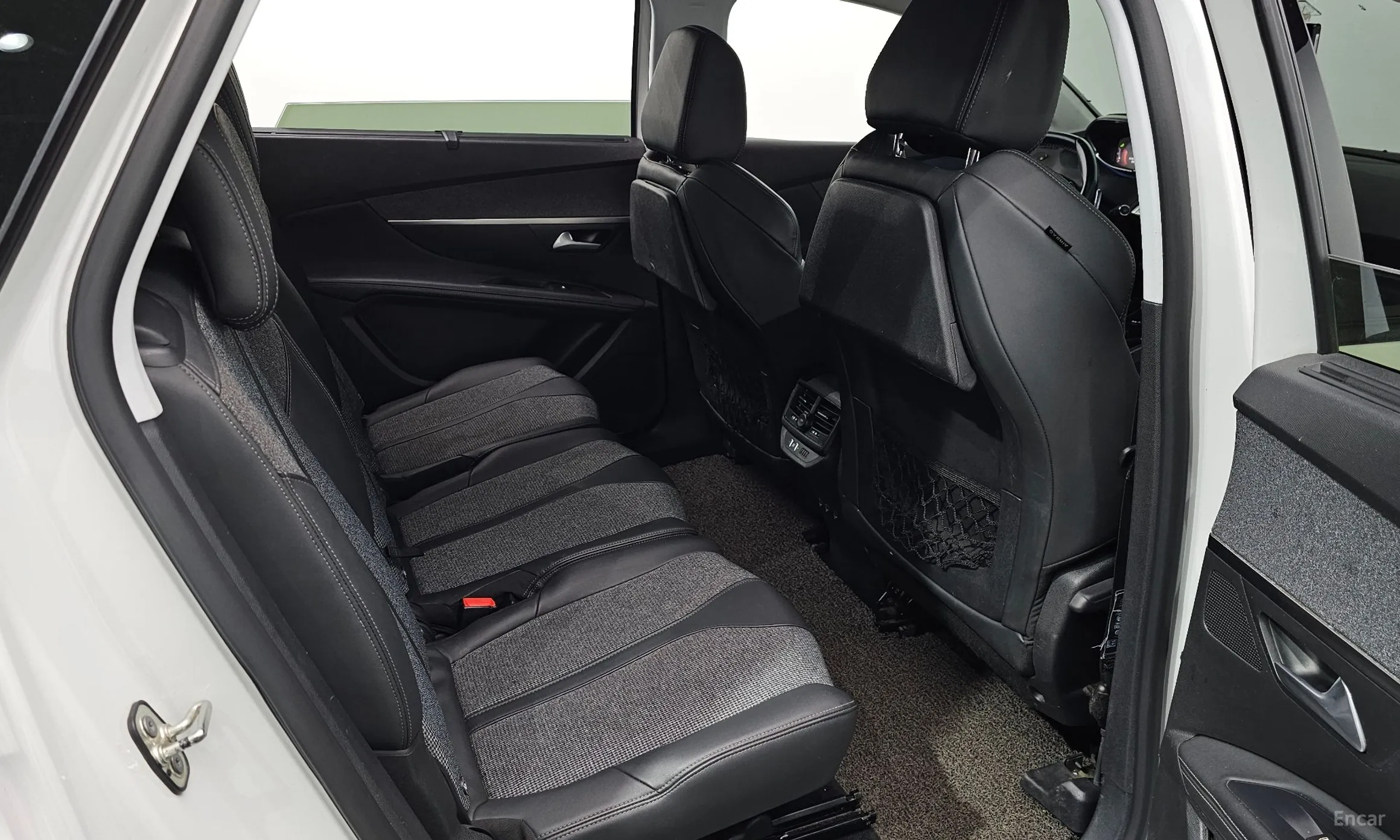 Peugeot 5008 2nd generation превью 12
