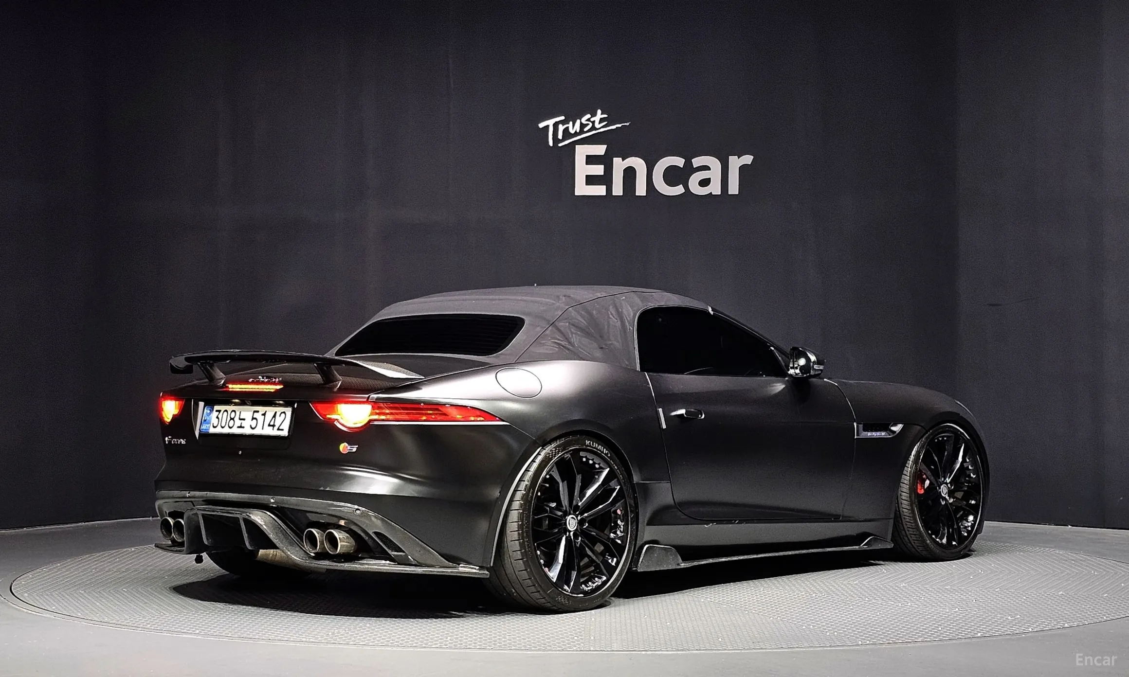 Jaguar F-TYPE