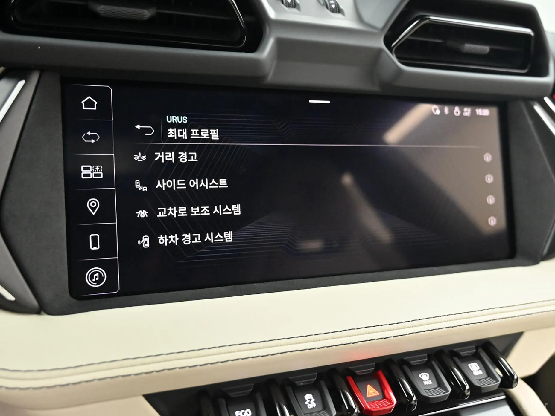 Lamborghini Urus превью 15