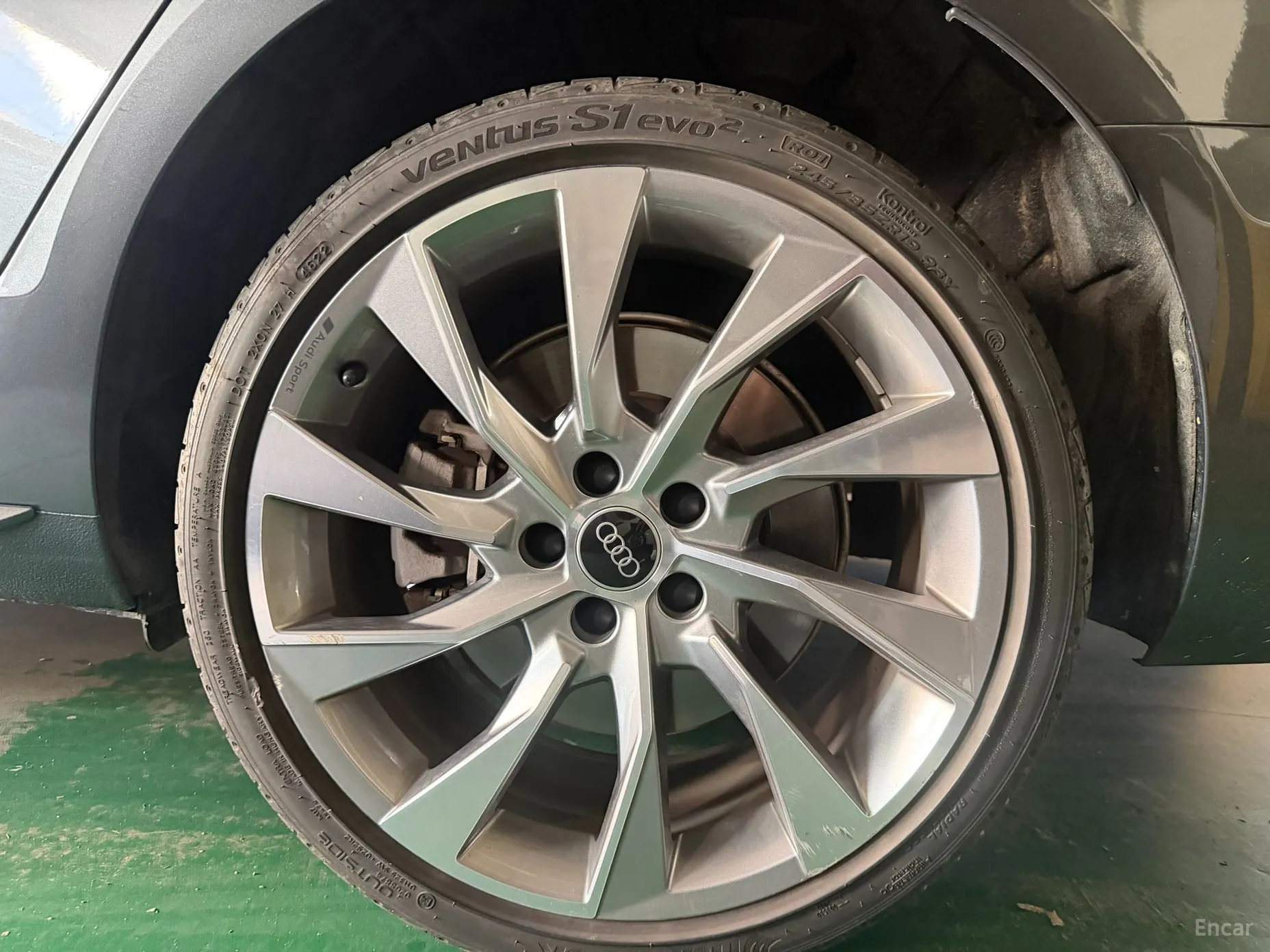 Audi A4 (B9) превью 20