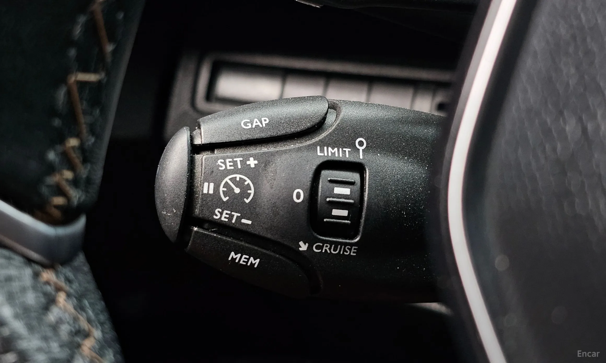 Peugeot 3008 2nd generation превью 19
