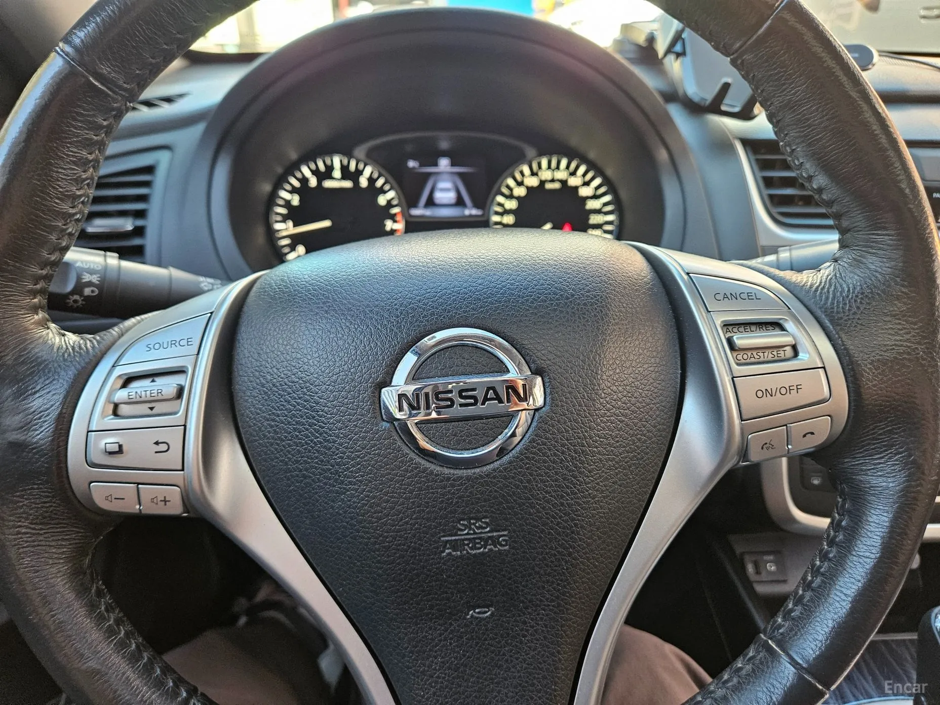 Nissan Altima превью 15