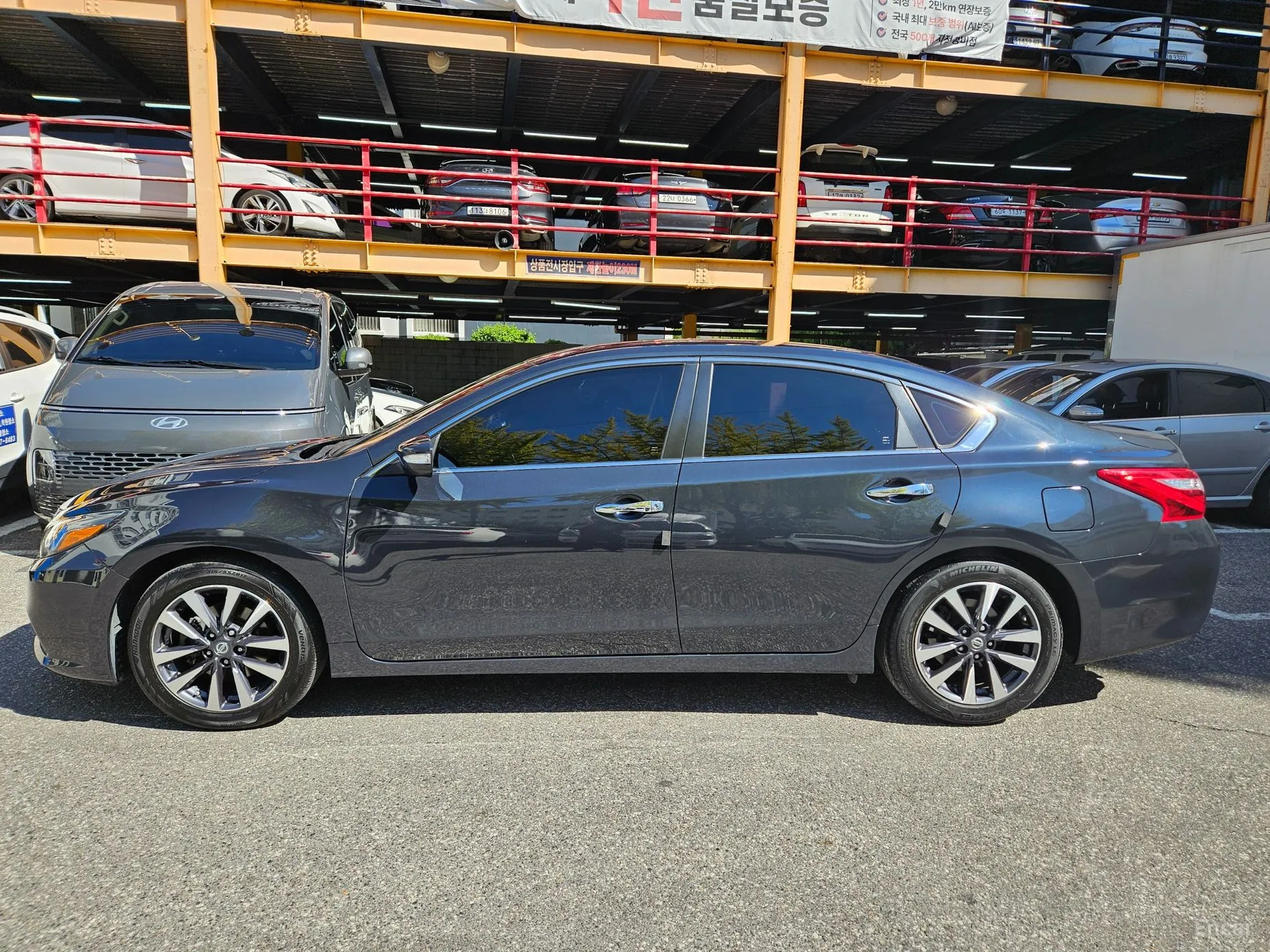 Nissan Altima превью 8