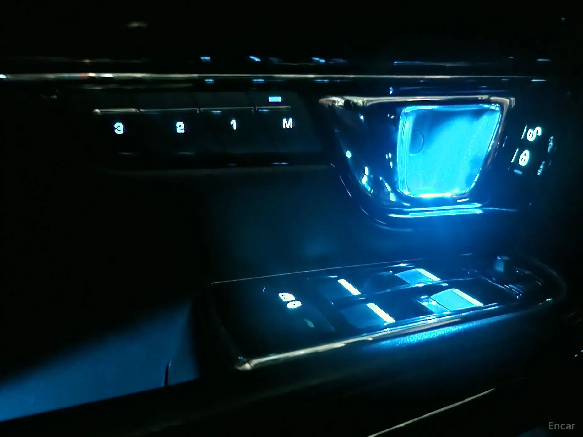 Jaguar All New XJ превью 17