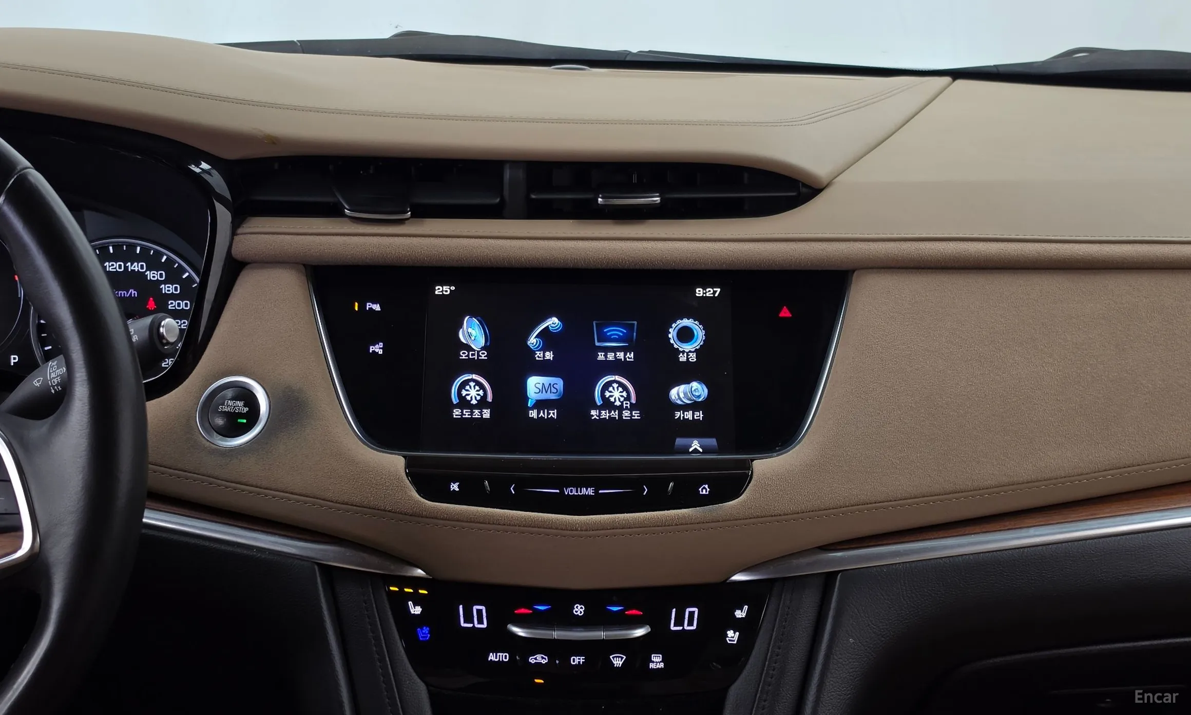 Cadillac XT5 превью 14