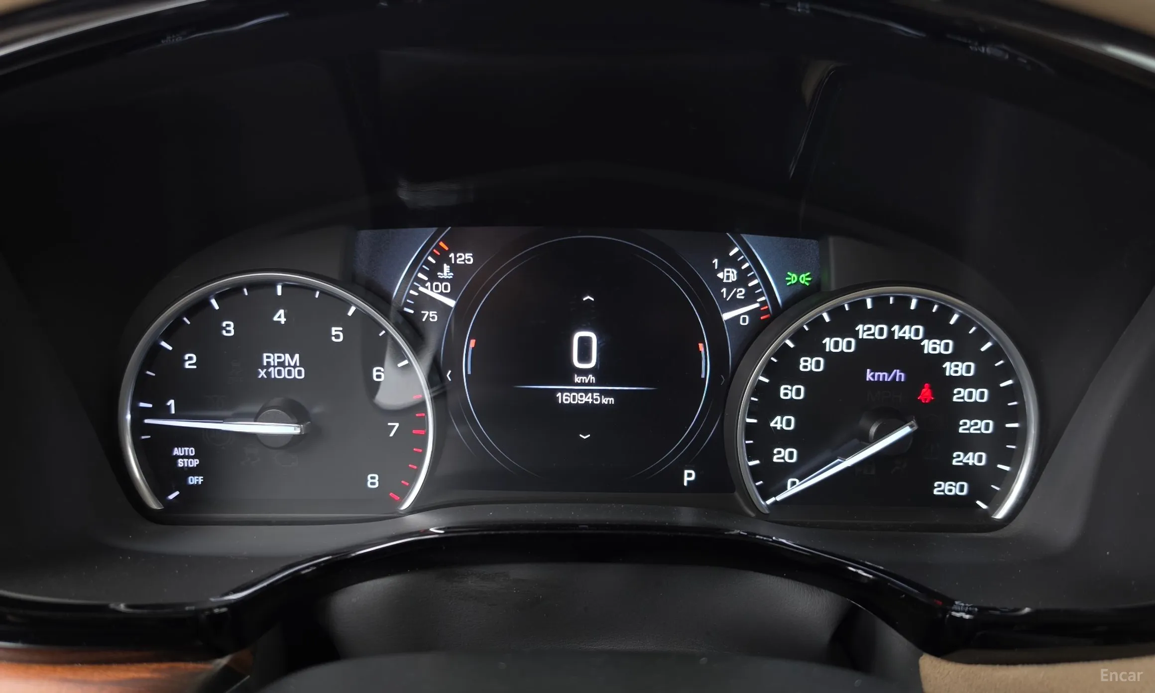 Cadillac XT5 превью 8
