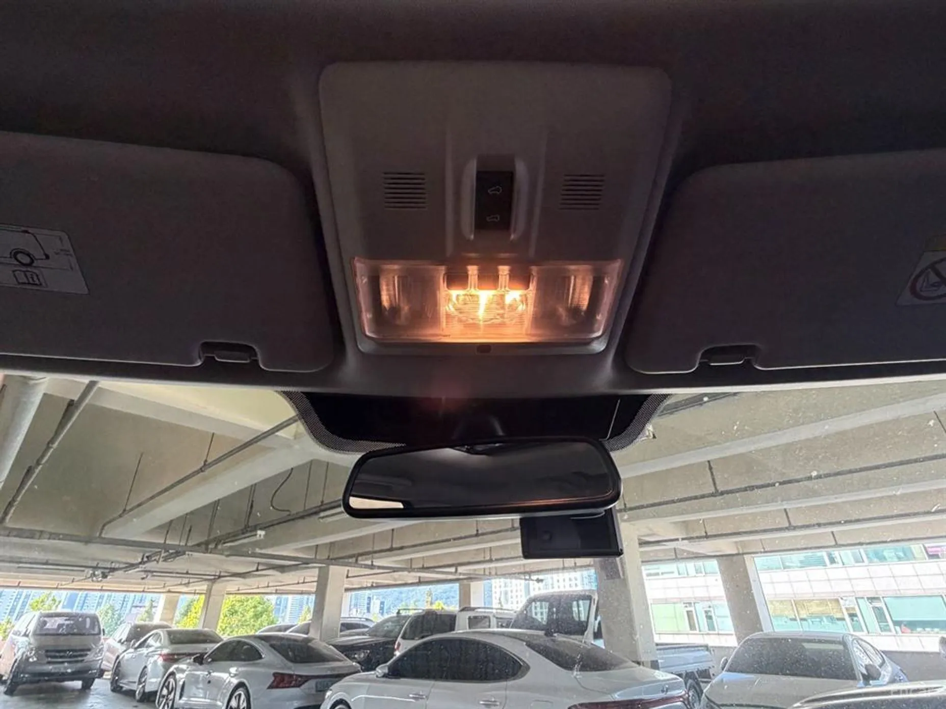 Land Rover Discovery 4 превью 15
