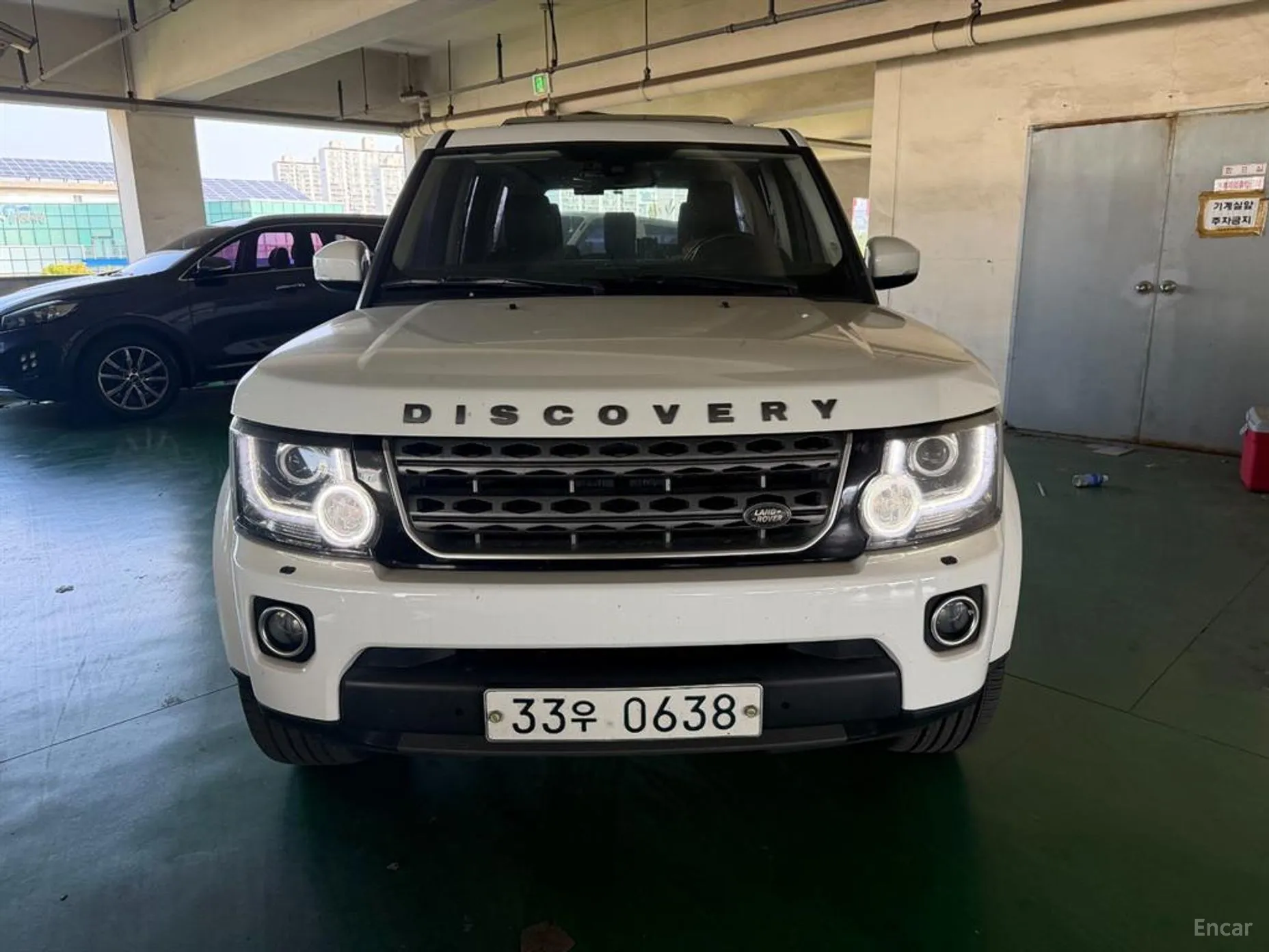 Land Rover Discovery 4 превью 2