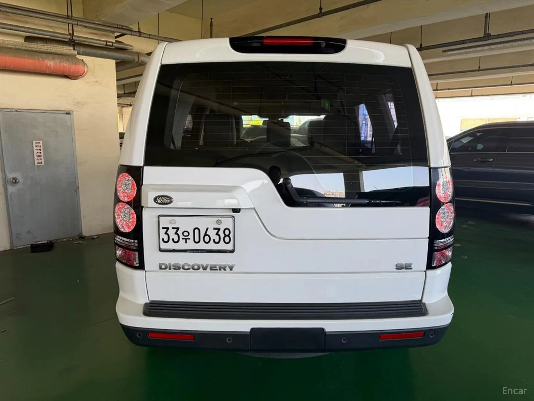 Land Rover Discovery 4 превью 4
