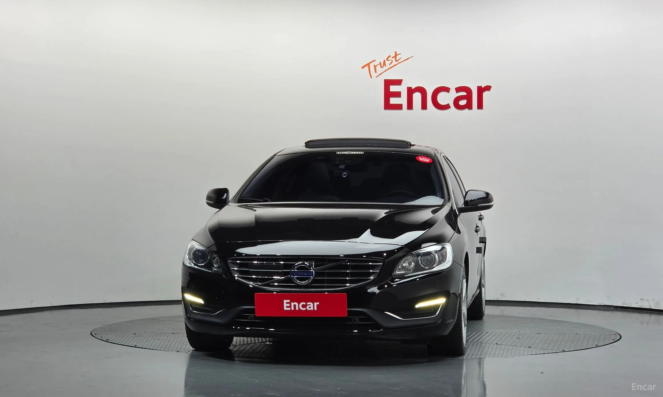 Volvo S60 превью 3