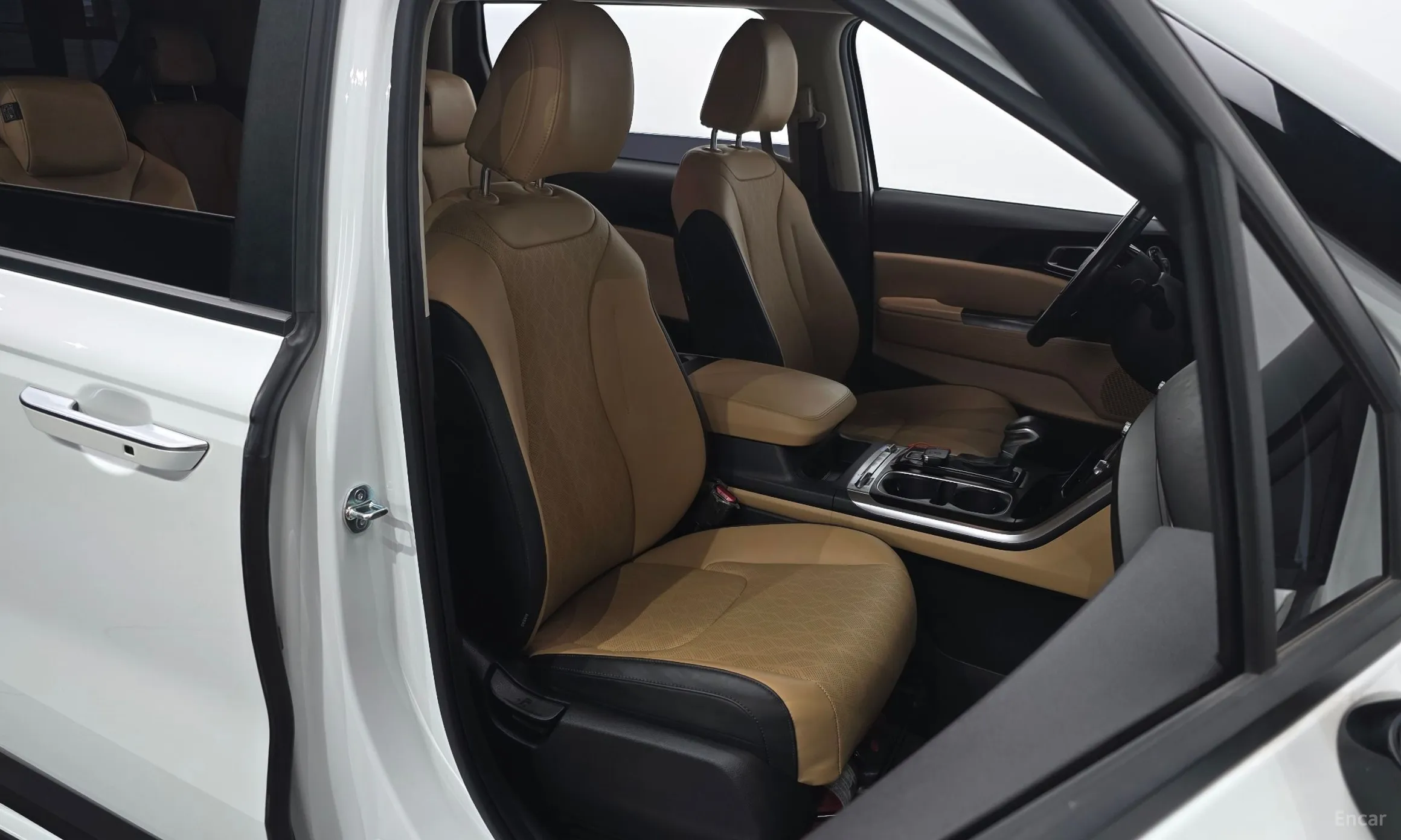 Kia Carnival Gen 4 превью 12