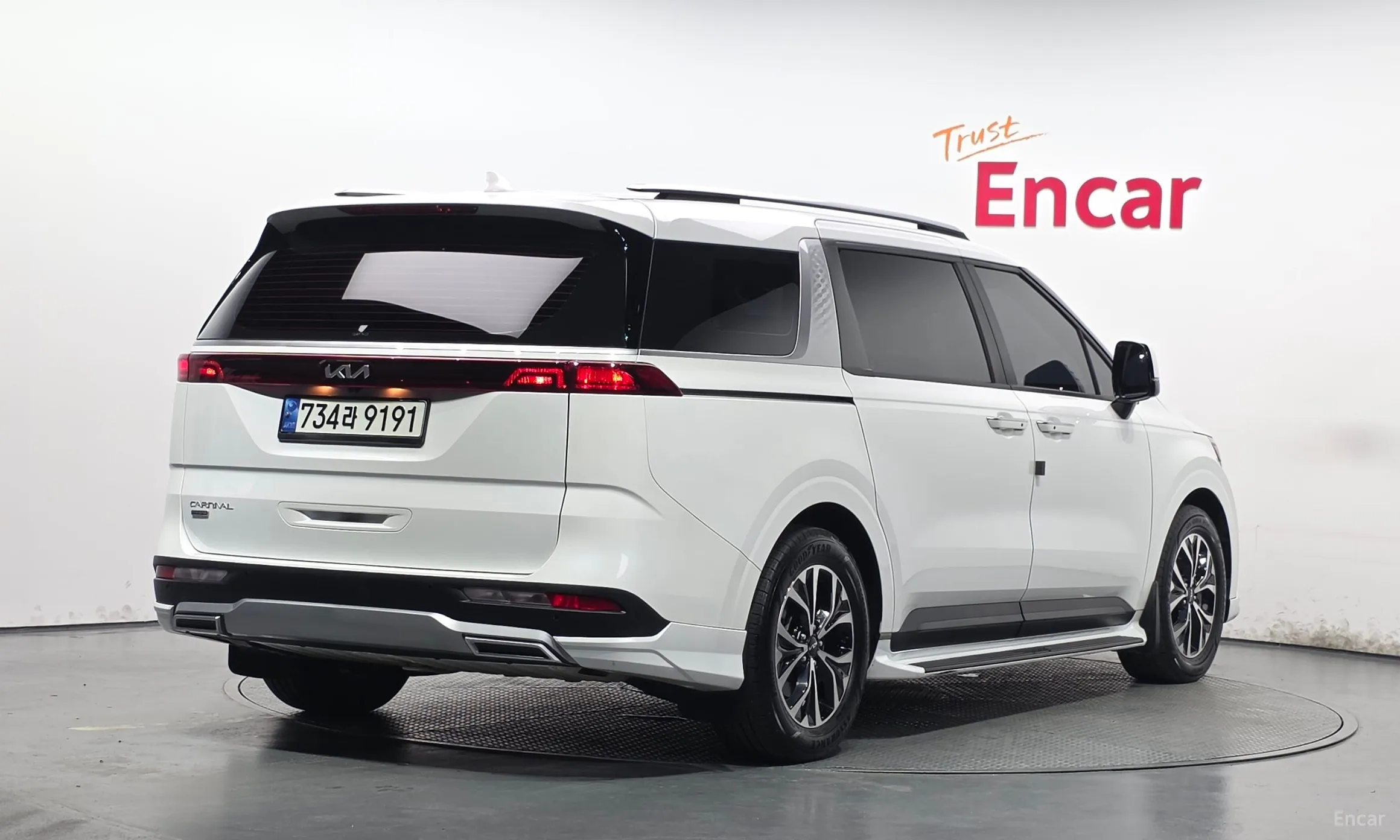Kia Carnival Gen 4 превью 2