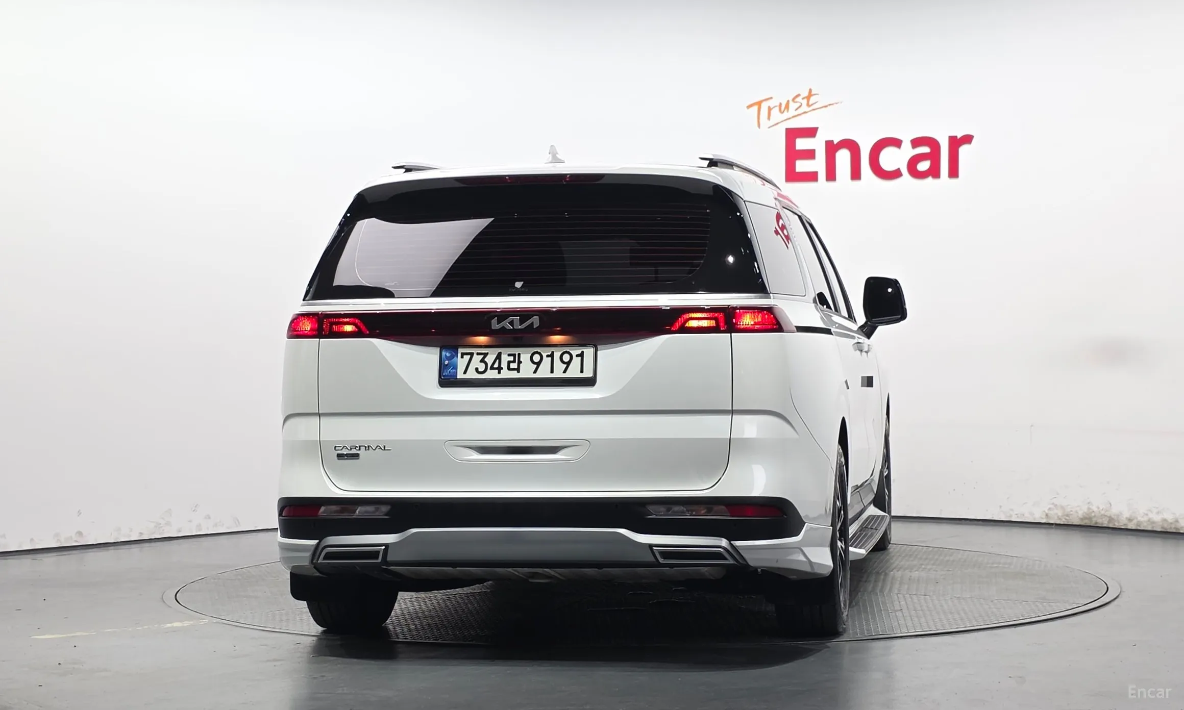 Kia Carnival Gen 4 превью 4
