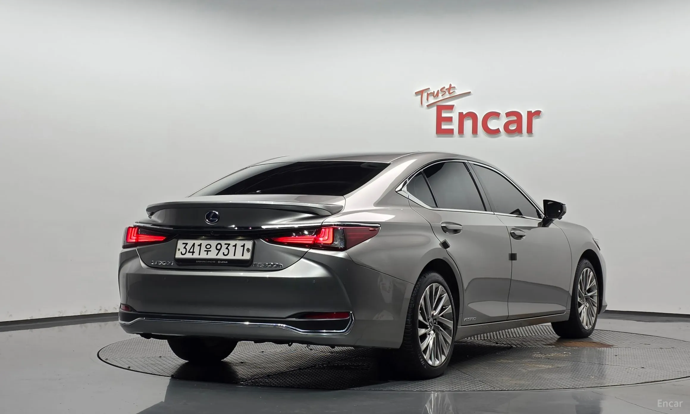 Lexus ES300h 7th Generation превью 2