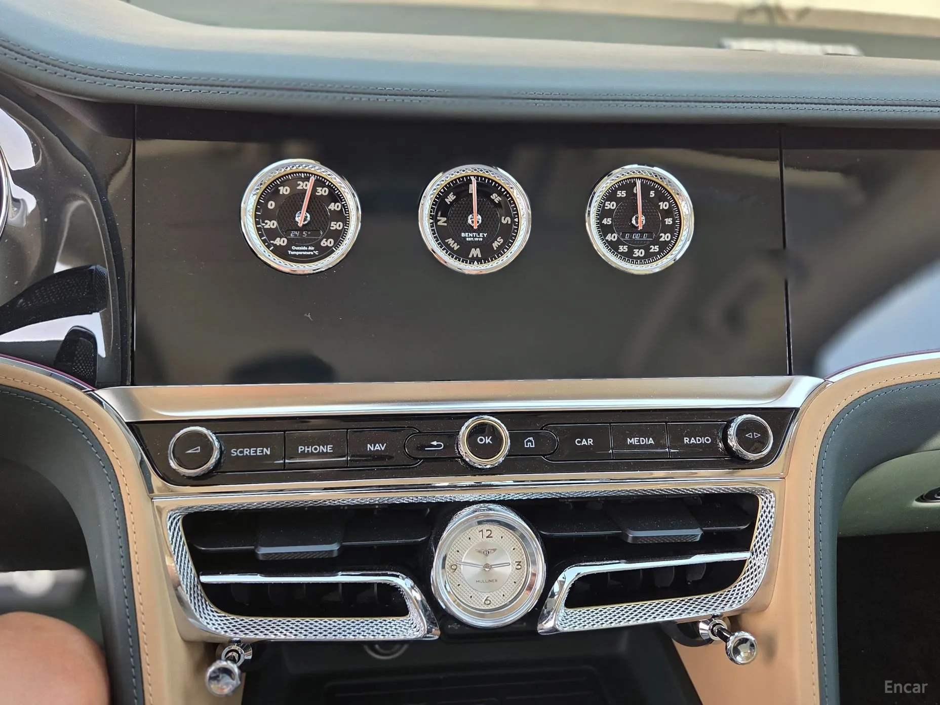 Bentley Flying Spur 4th Generation превью 19