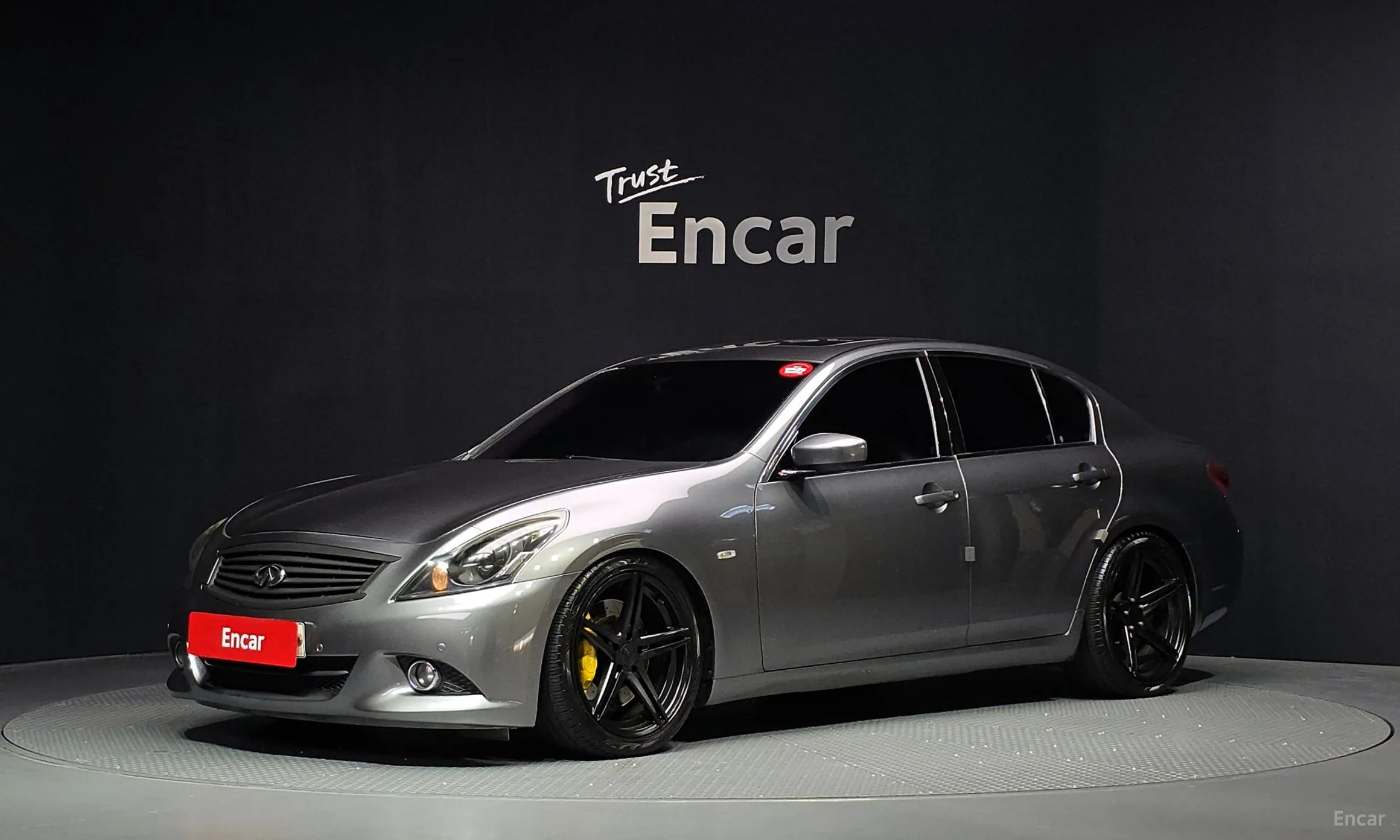 Infiniti G37