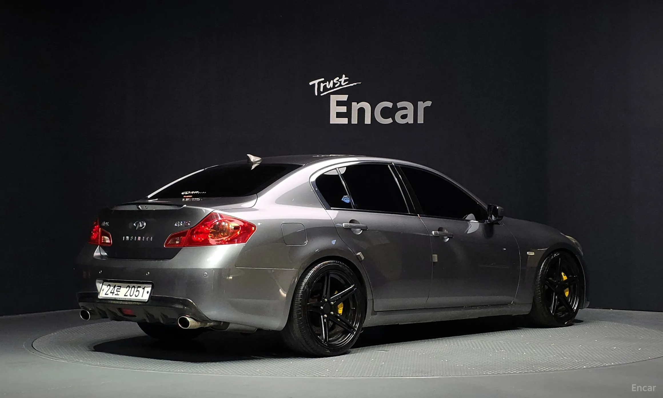 Infiniti G37