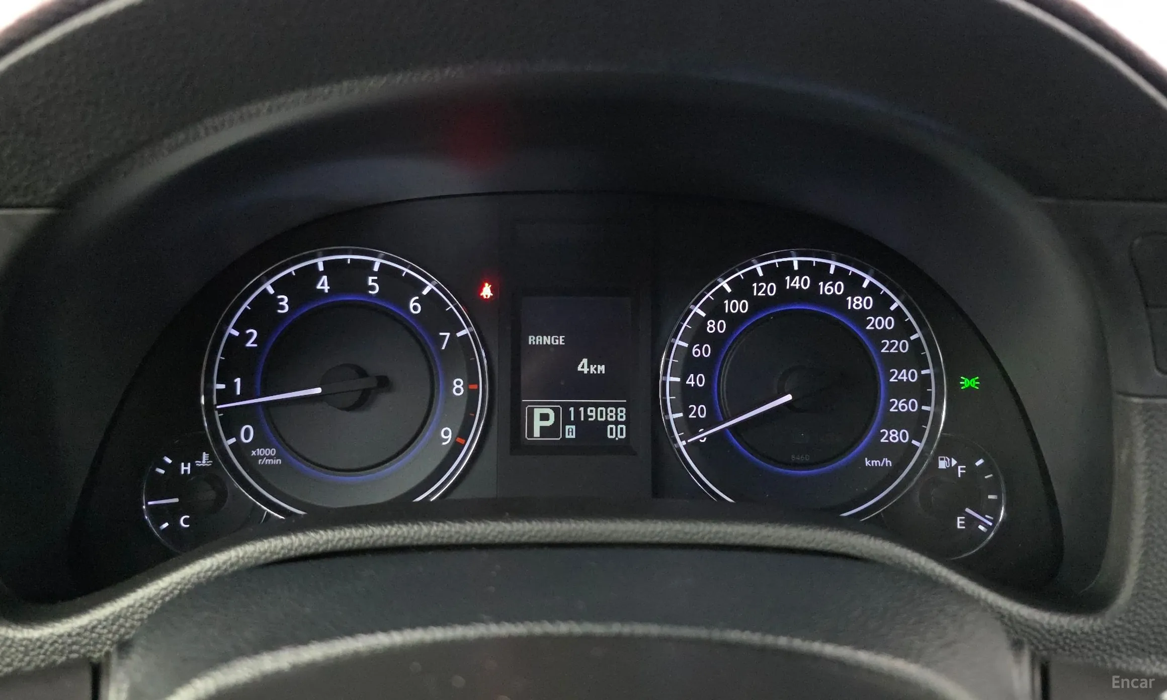 Infiniti G37 превью 8