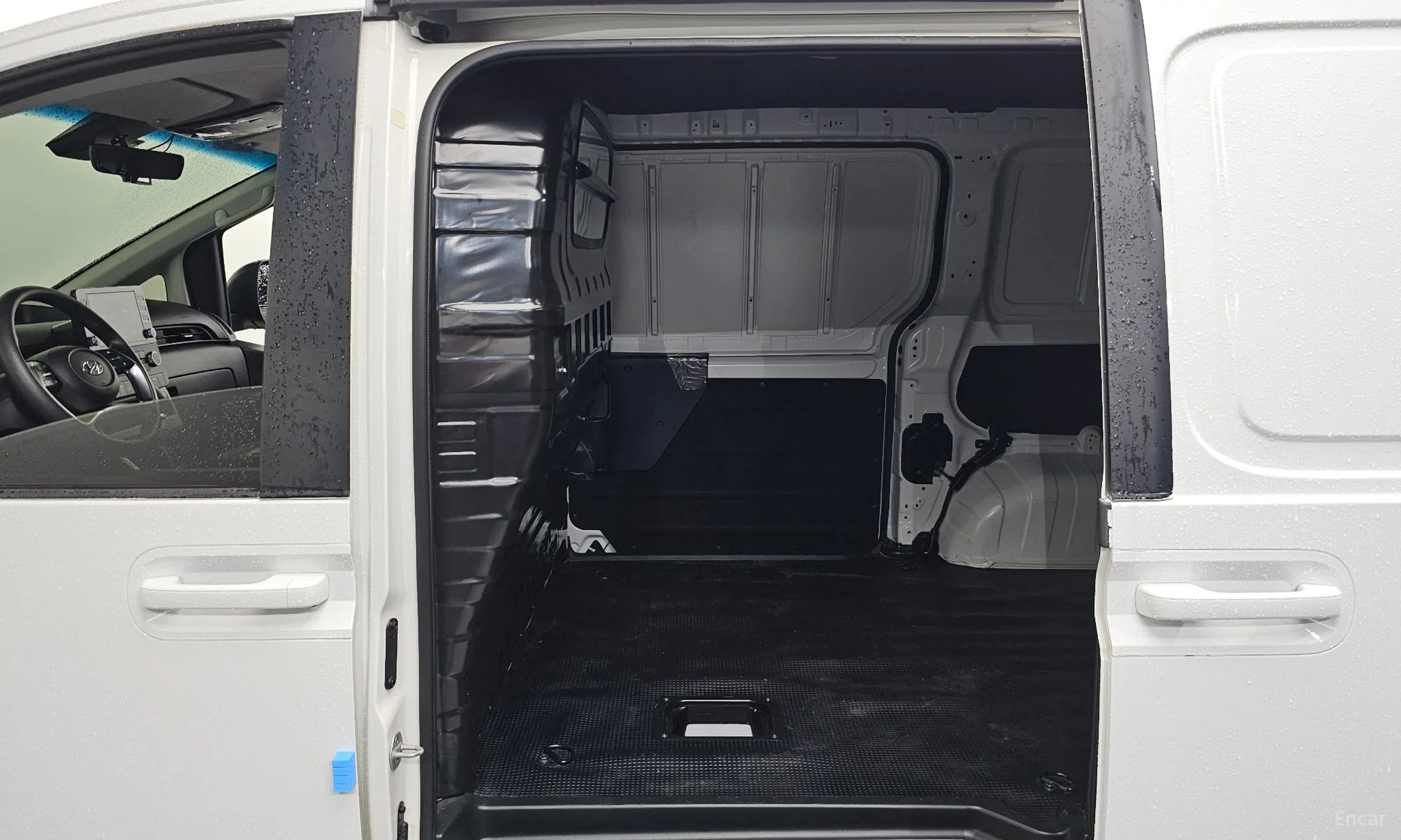 Hyundai Staria превью 12