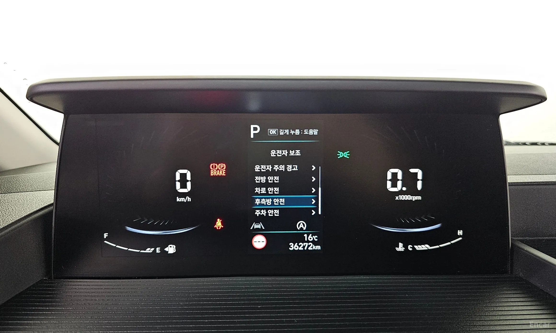Hyundai Staria превью 18