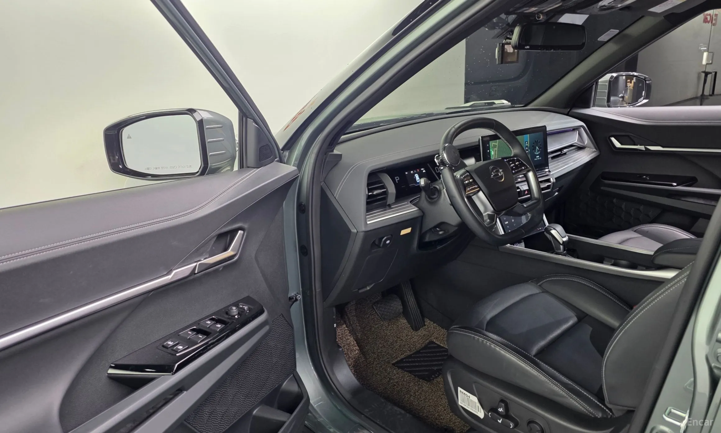 KG Mobility (SsangYong) Torres превью 10