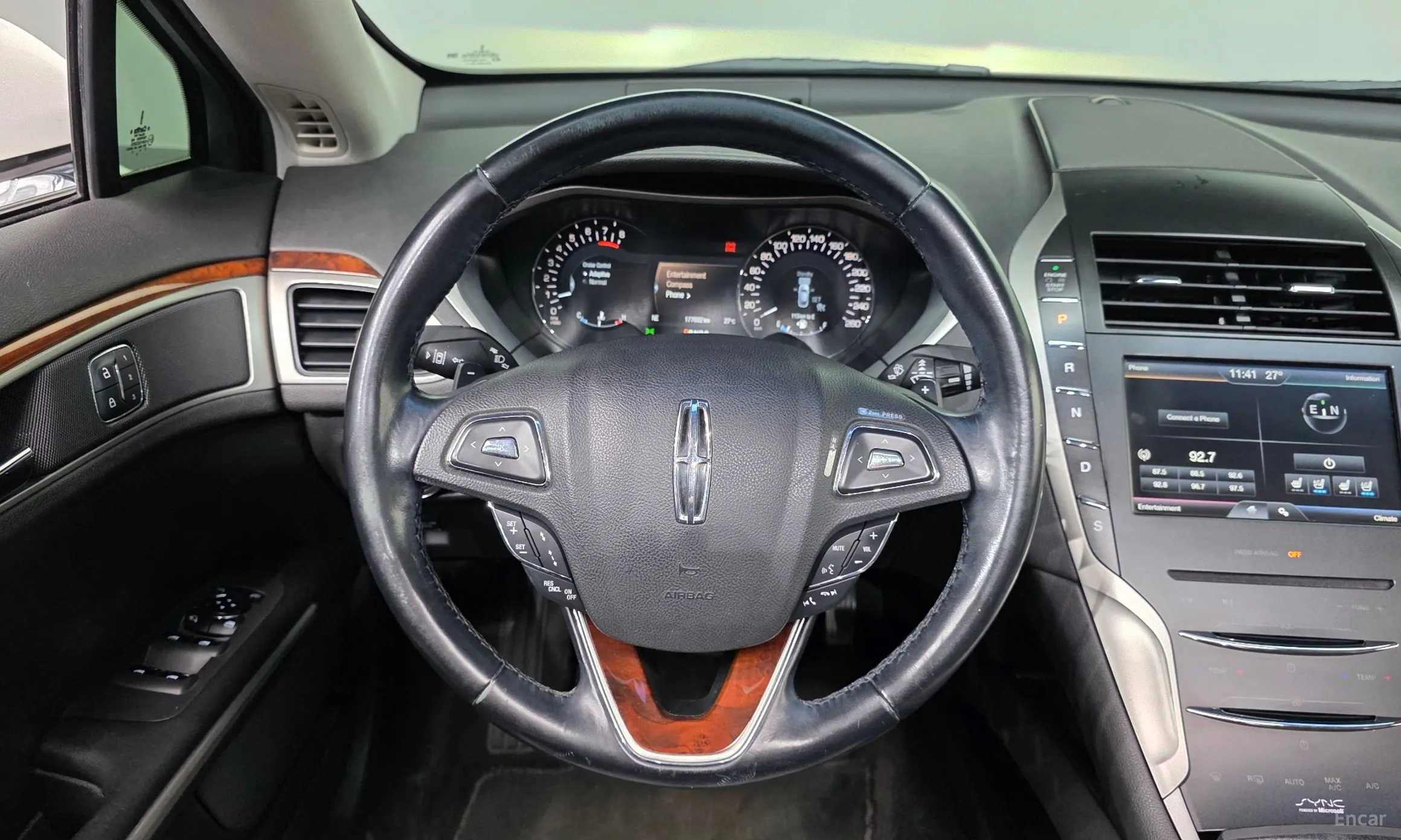 Lincoln New MKZ превью 13