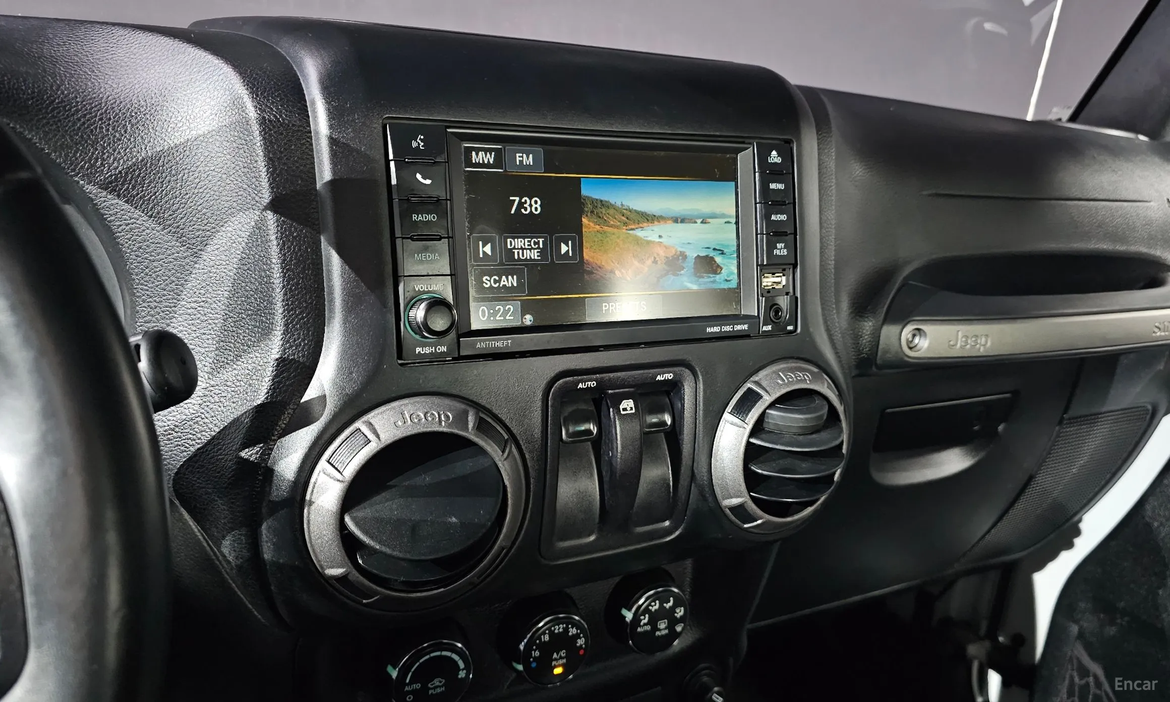 Jeep Wrangler (JK) превью 13