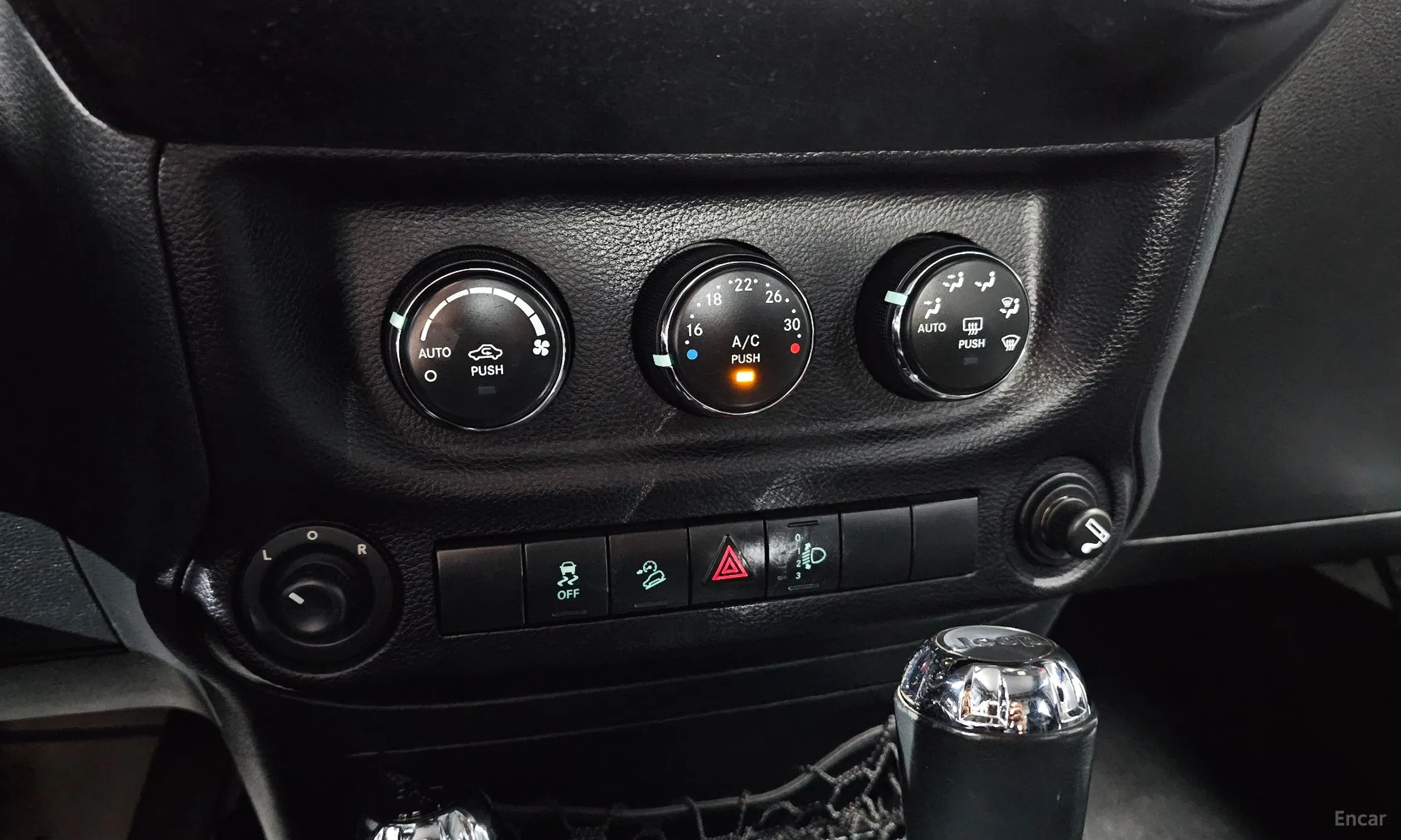 Jeep Wrangler (JK) превью 14