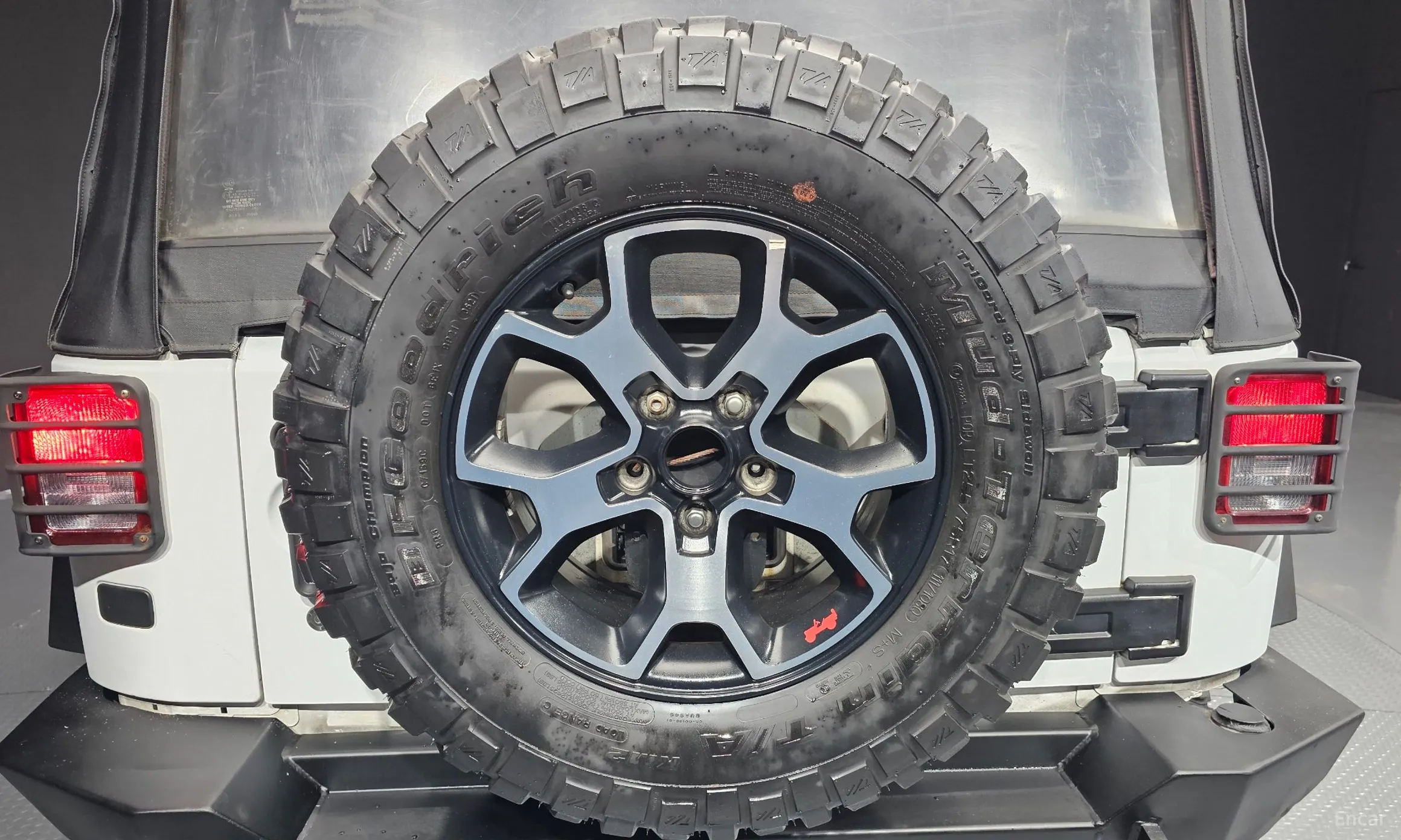 Jeep Wrangler (JK) превью 18
