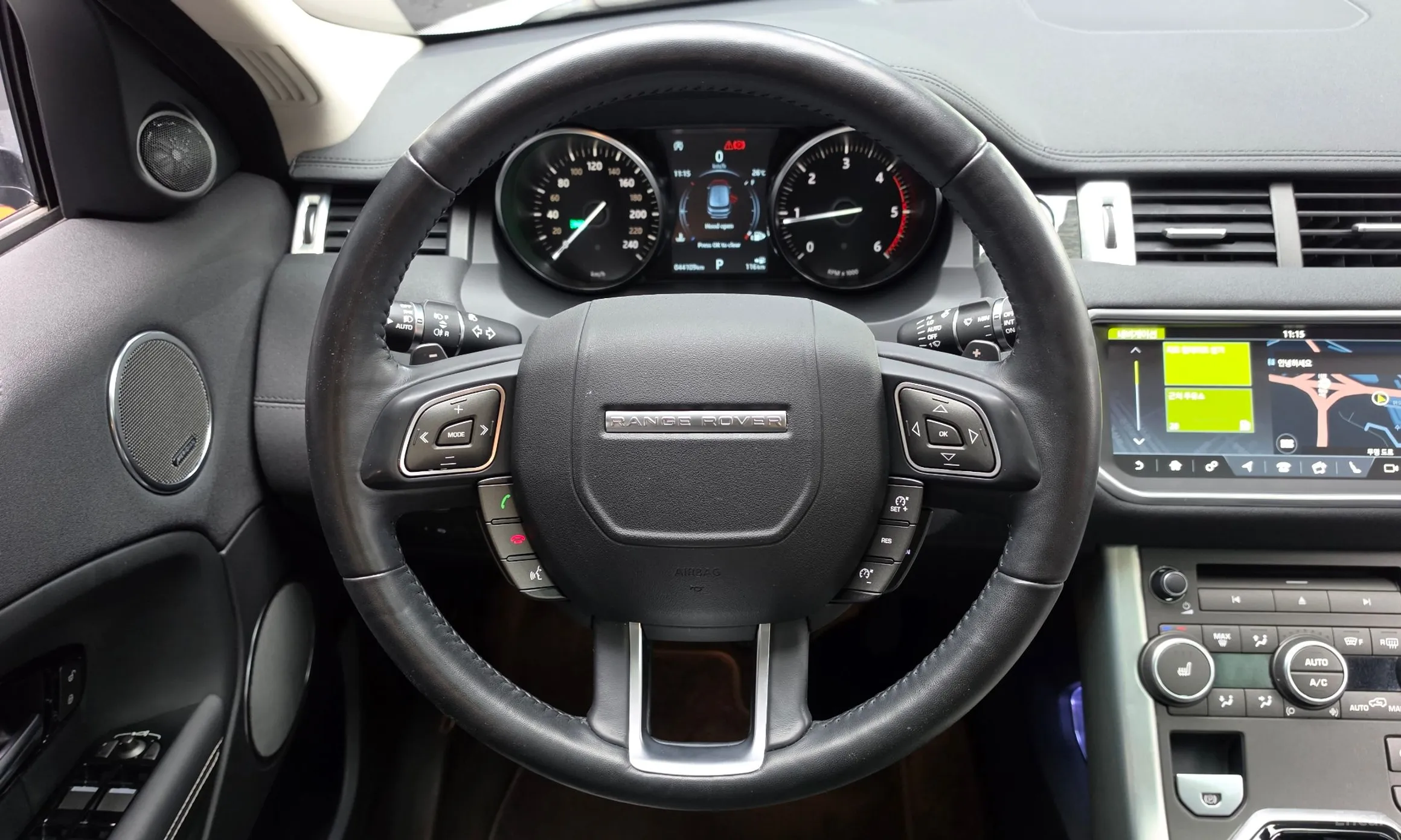 Land Rover Range Rover Evoque превью 12