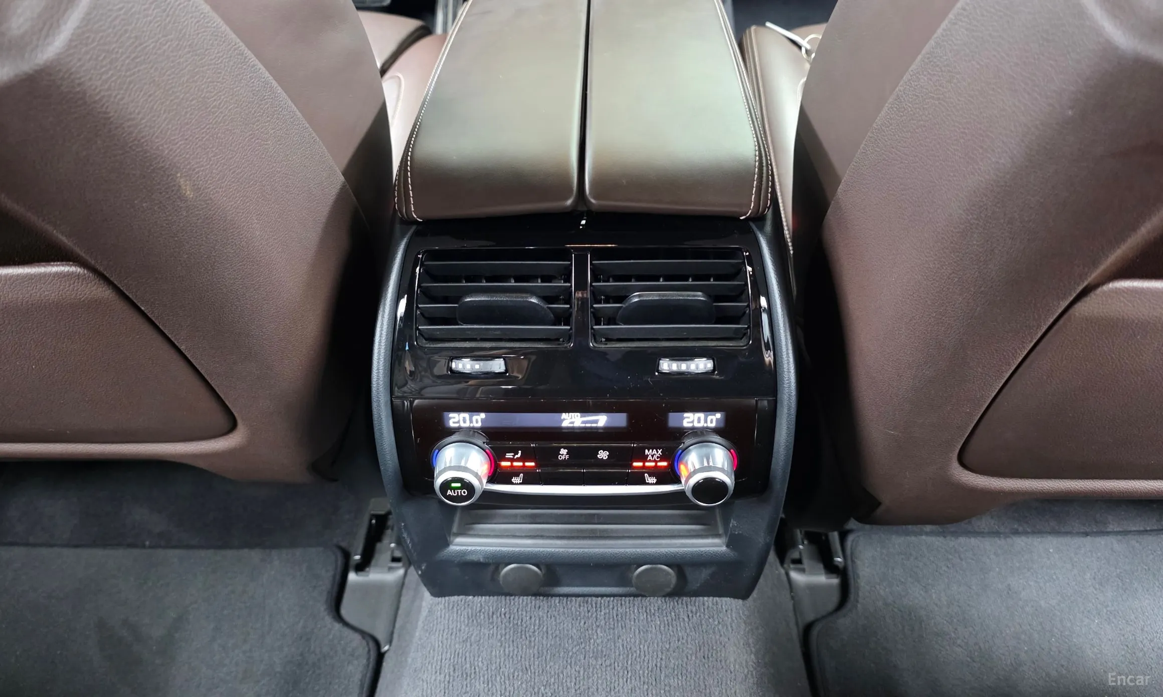 BMW 5 Series (G30) превью 18