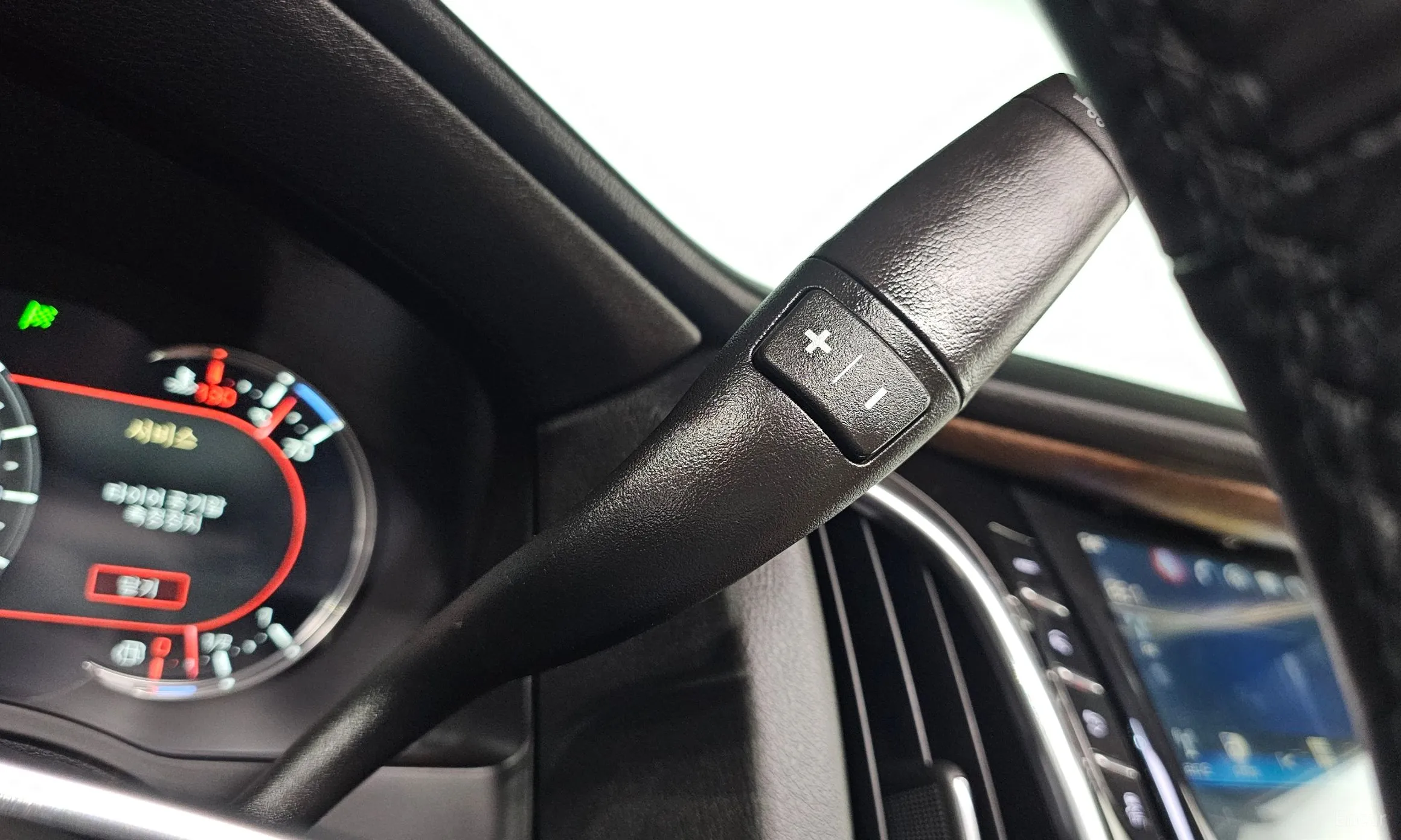 Cadillac Escalade превью 9