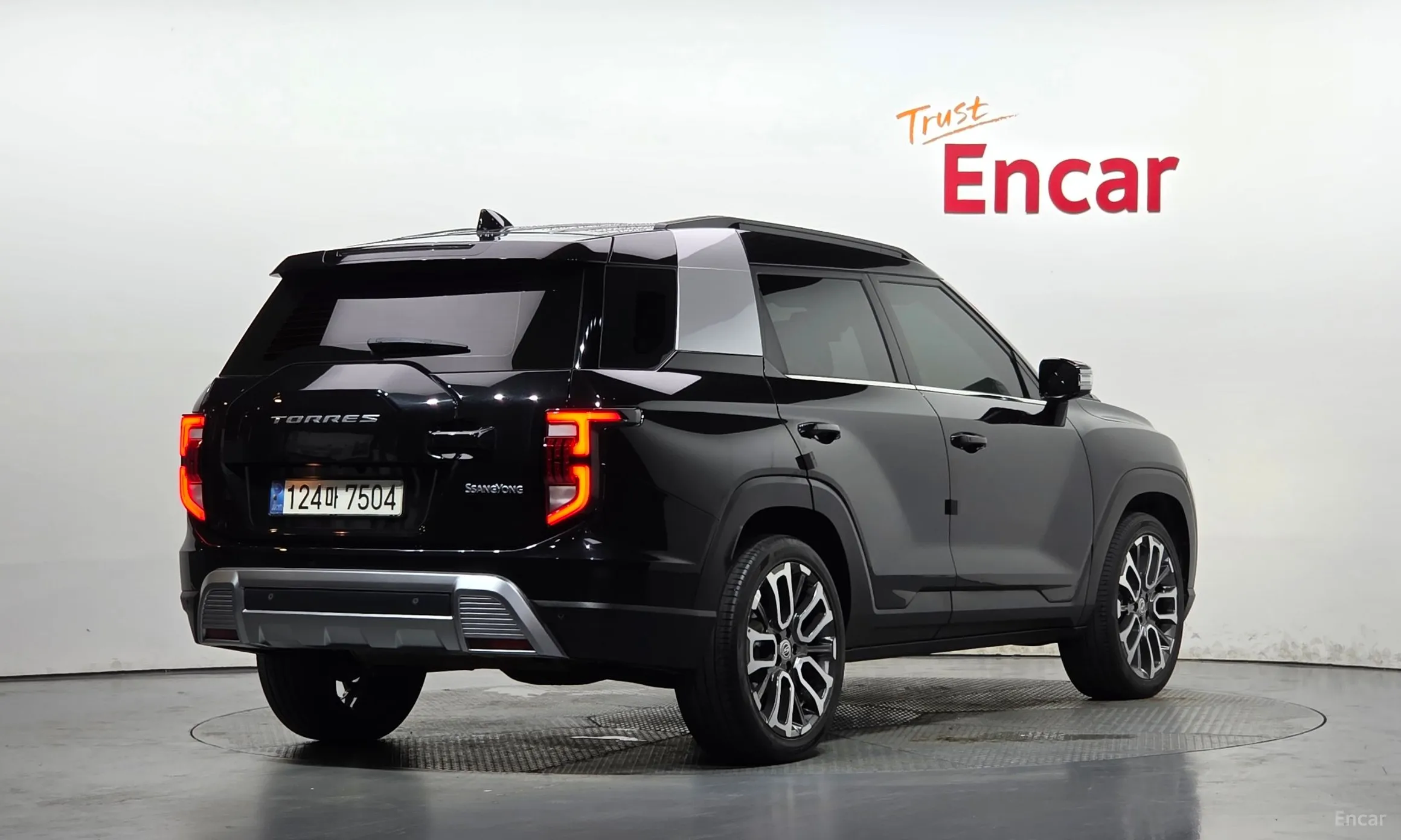 KG Mobility (SsangYong) Torres превью 2