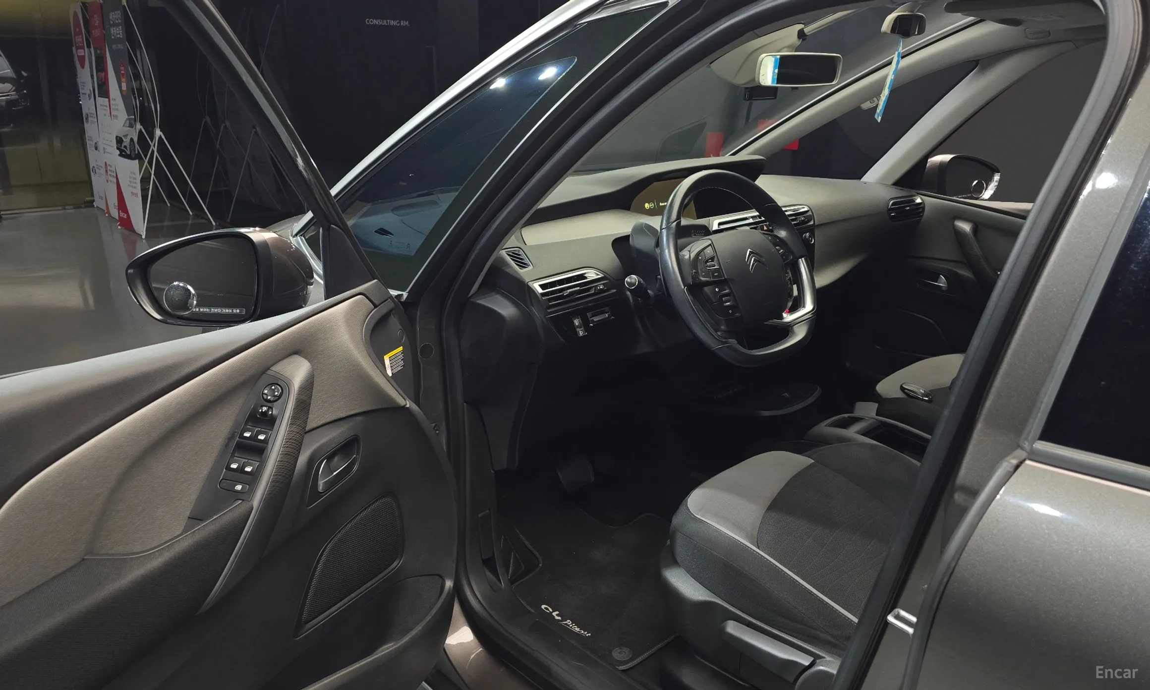 Citroën/DS Grand C4 Picasso превью 10