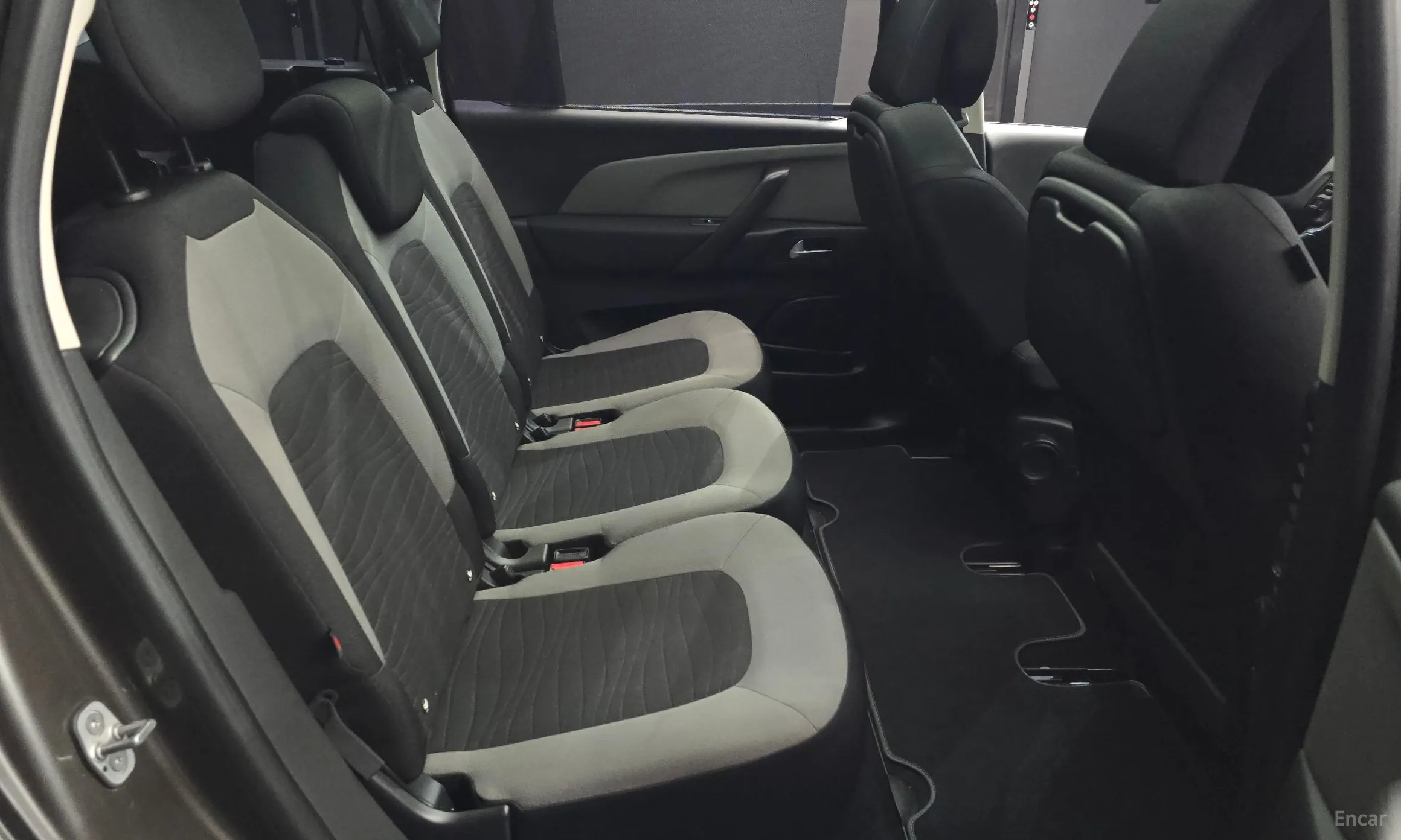 Citroën/DS Grand C4 Picasso превью 12