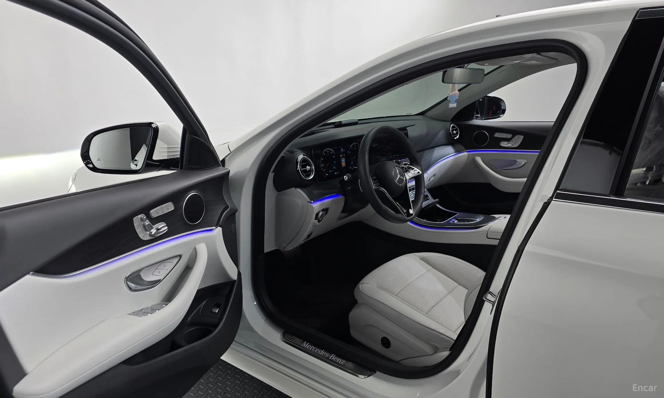 Mercedes Benz E-Class W213 превью 10