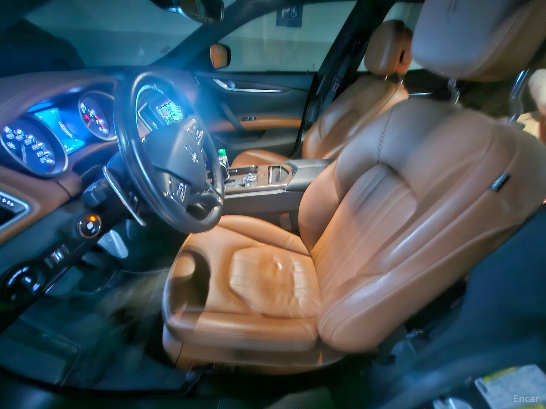 Maserati Ghibli превью 10