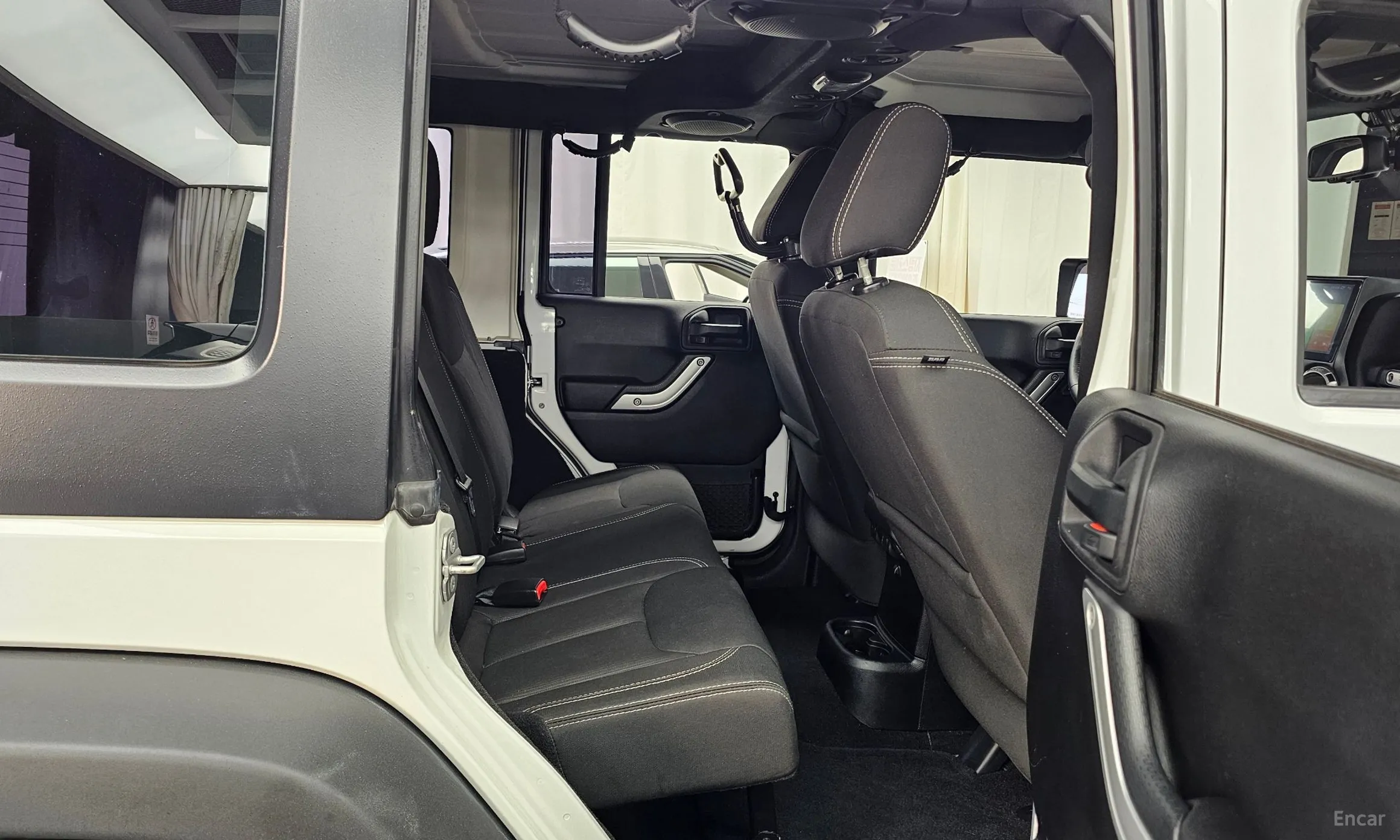 Jeep Wrangler (JK) превью 12