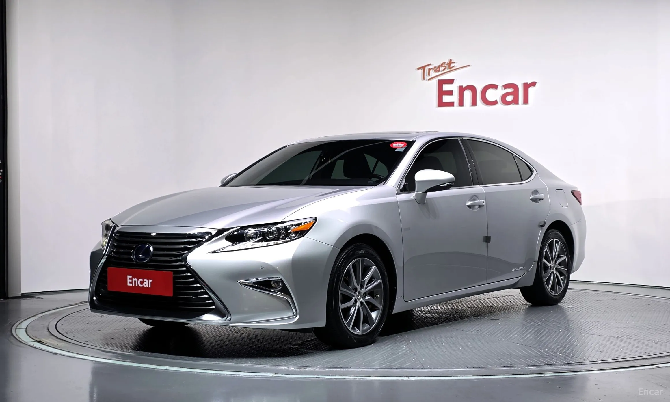 New ES300h