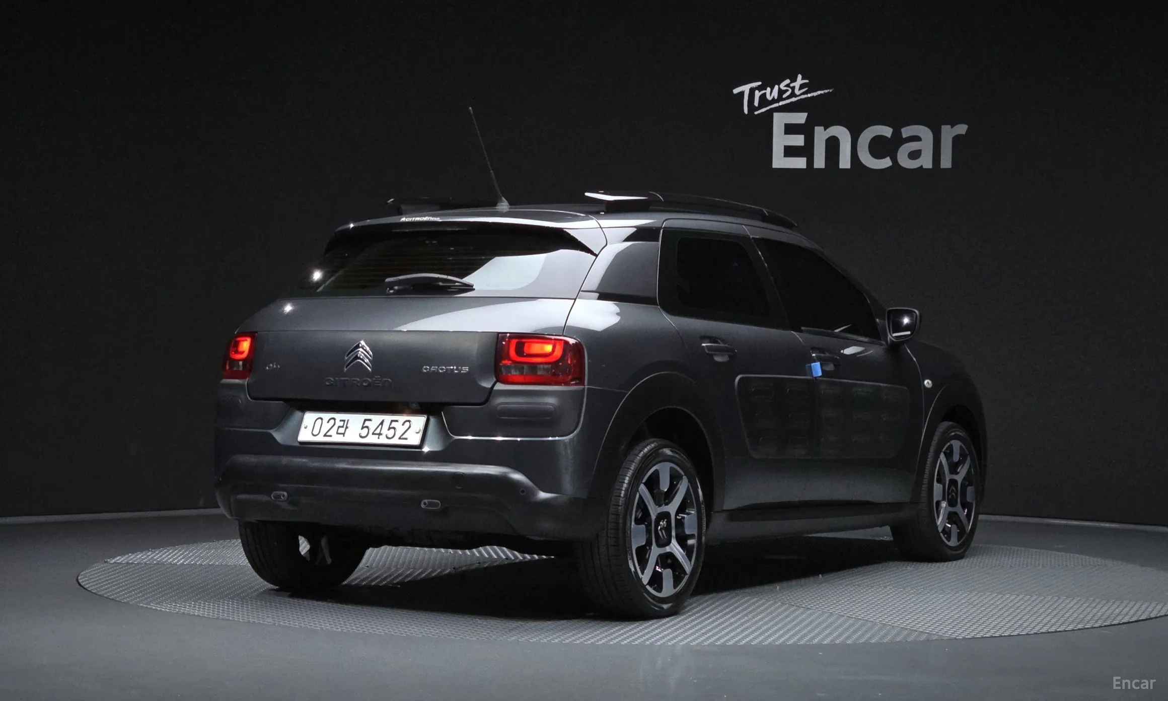 Citroën/DS C4 Cocktooth